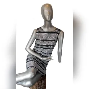 Generic M Ladies Dress Gray & White