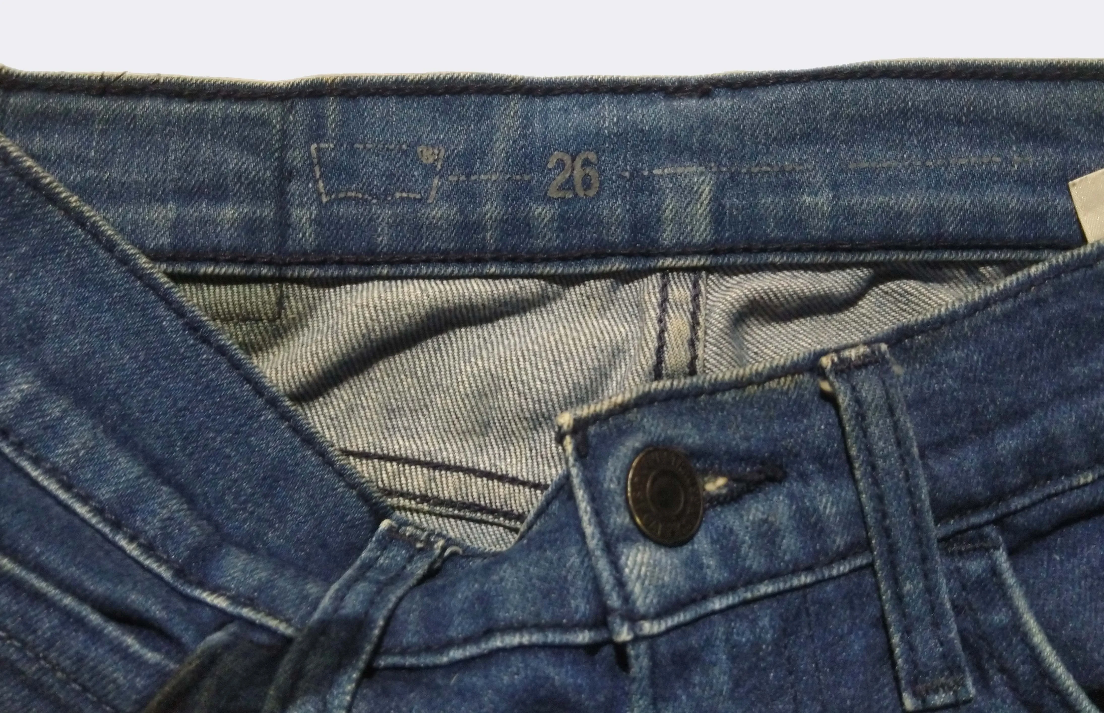 Levis Mid Rise Slim Blue Jeans - image 4