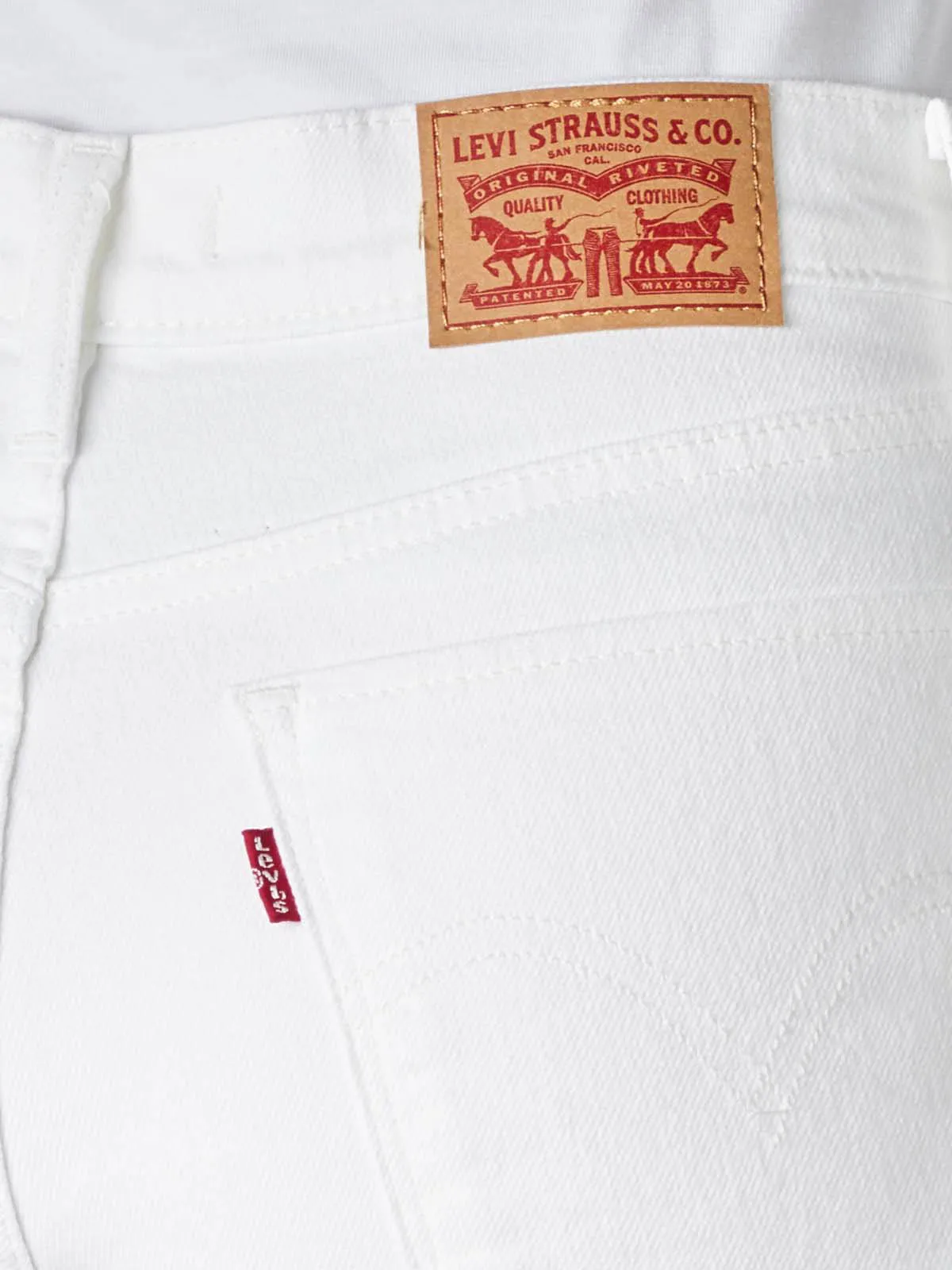 Levis Classic Straight-Leg Jeans White Waist:30 - image 2