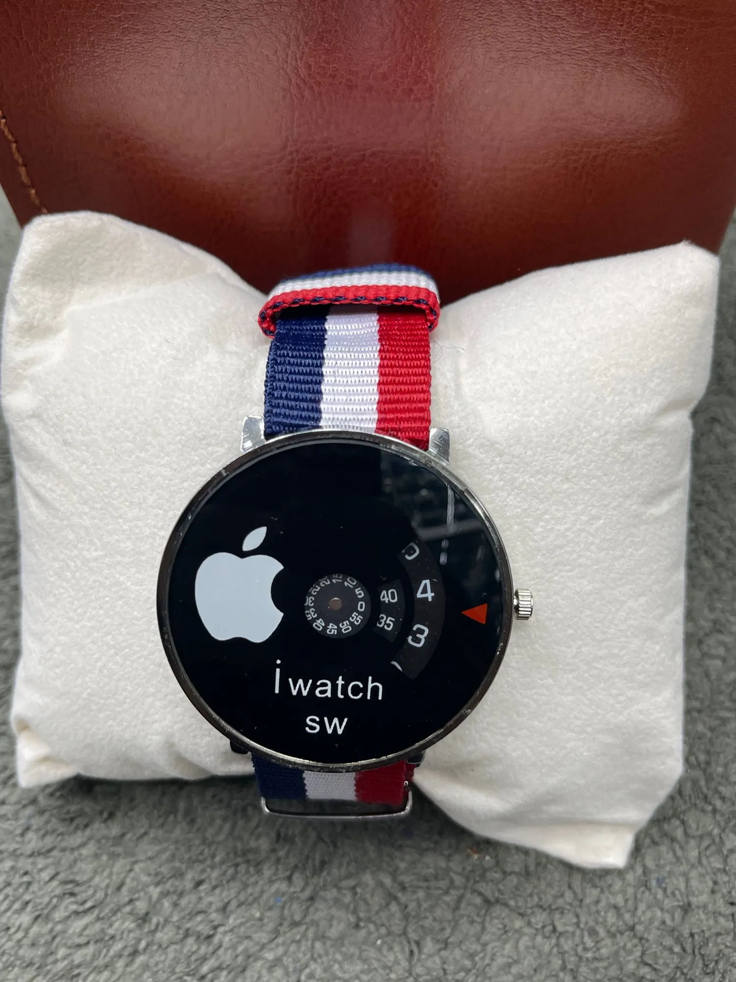 Generic Men Casual Watch Multicolor