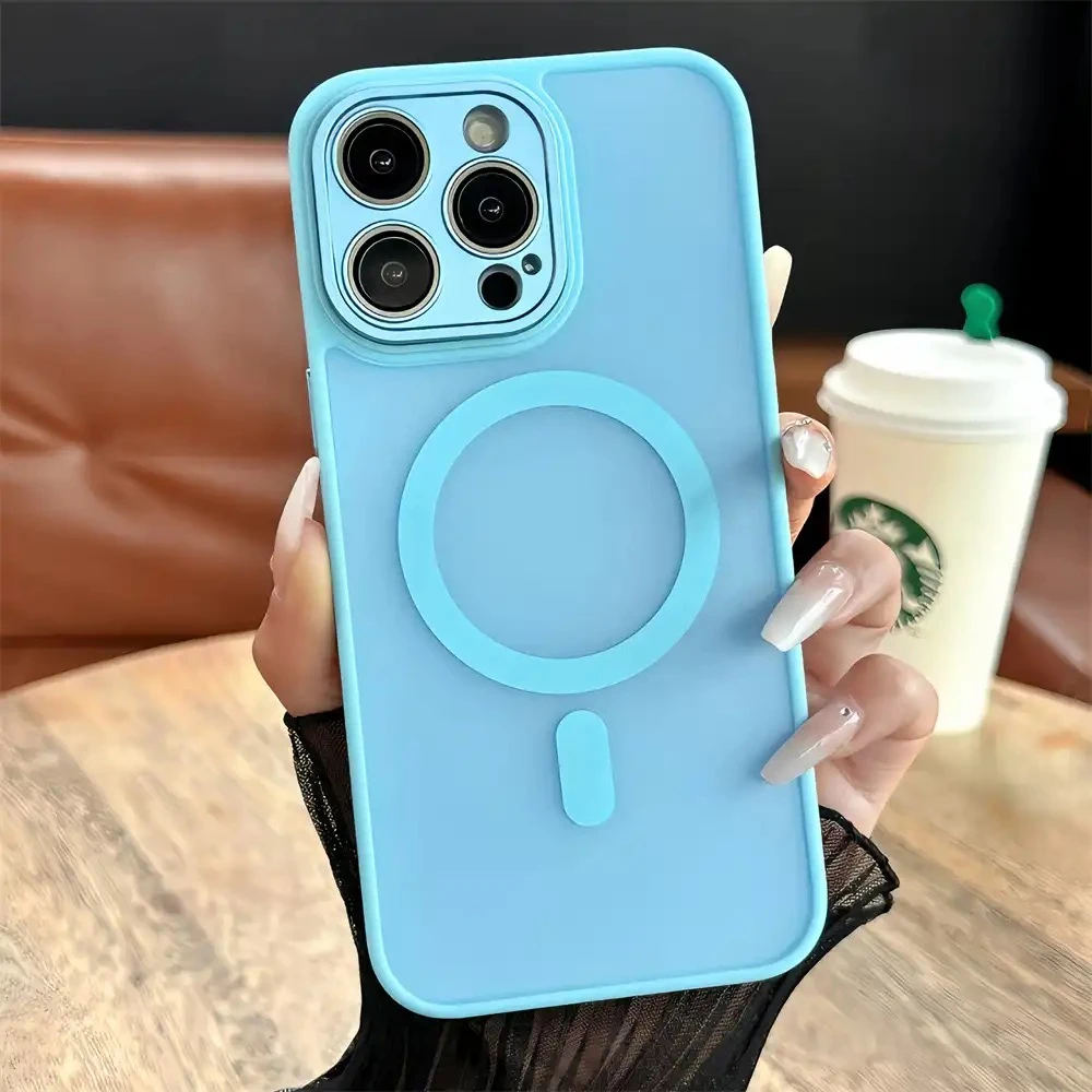 Apple iPhone 7 Plus Luxury Foggy Hard Mag Safe Case