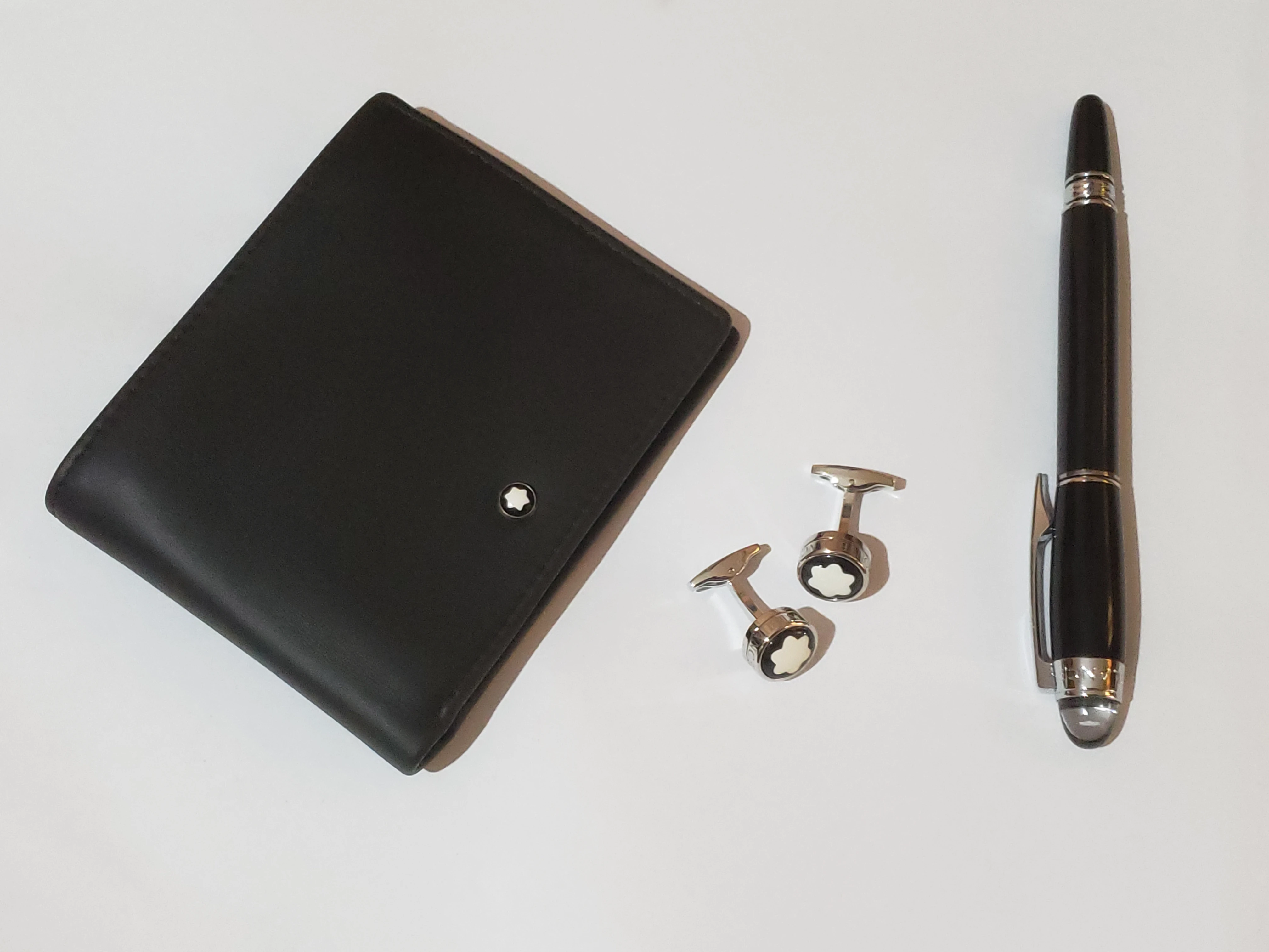 Mont Blanc Wallet and Cufflink with Pen - image 11