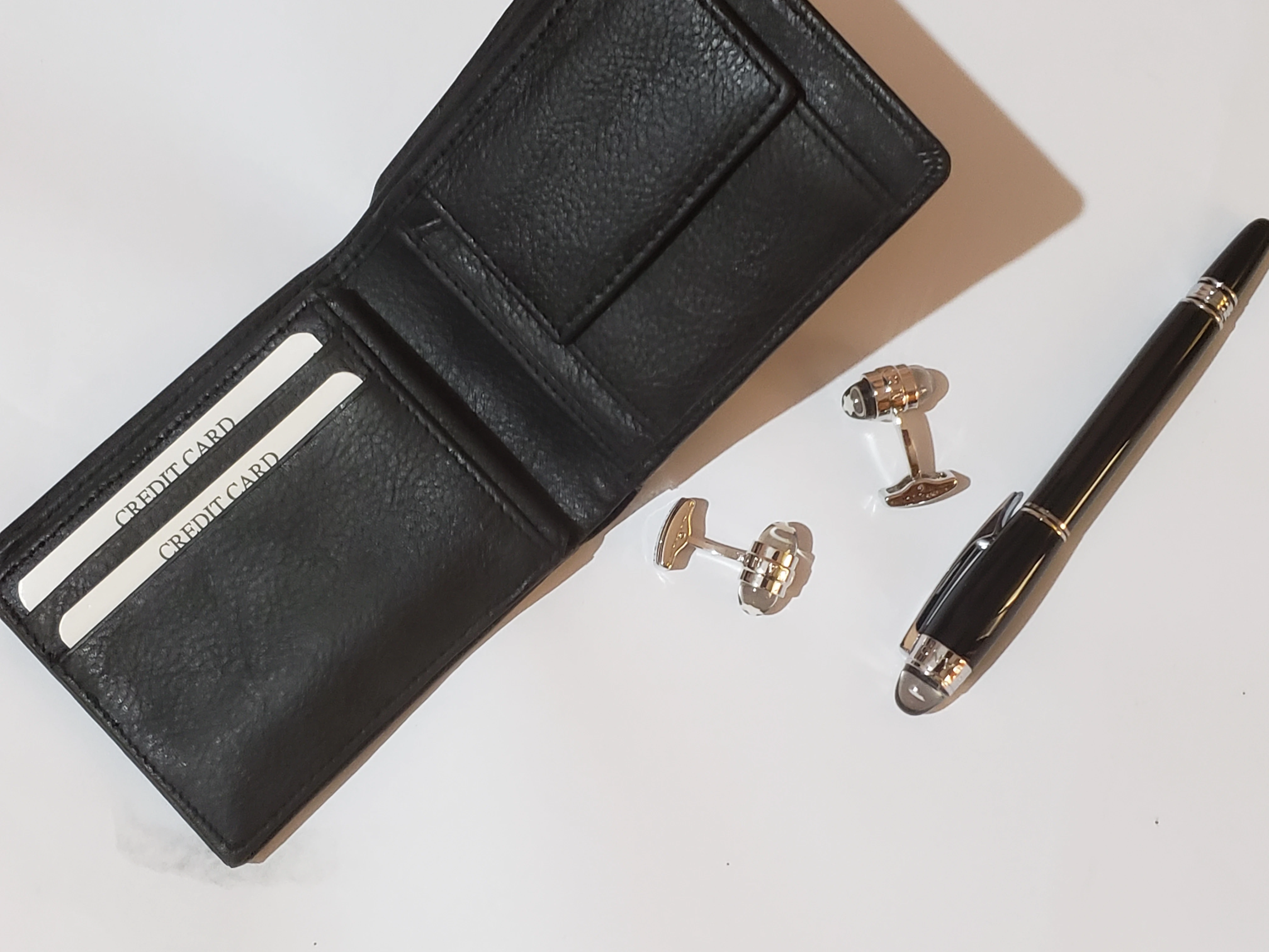 Mont Blanc Wallet and Cufflink with Pen - image 4