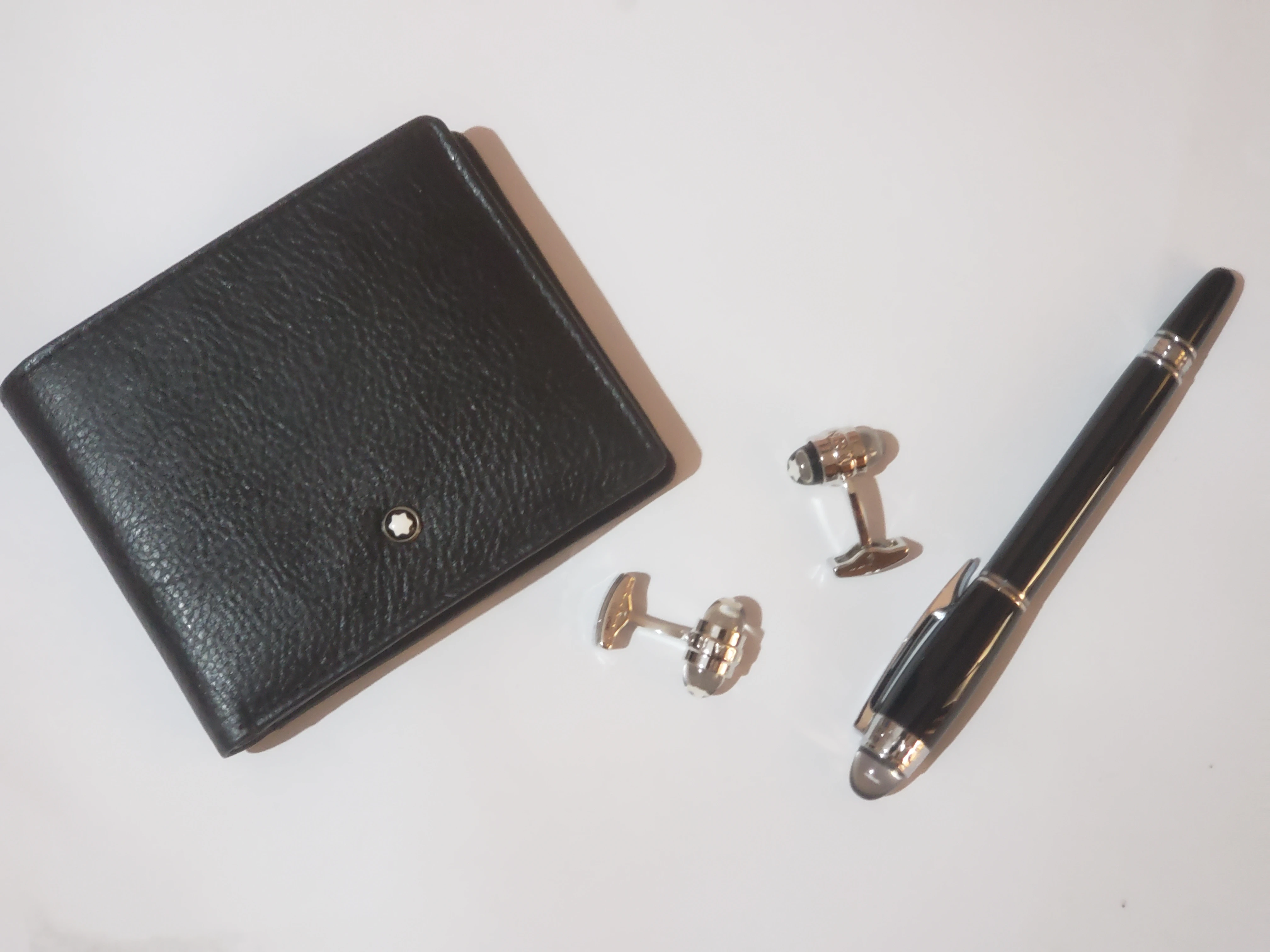 Mont Blanc Wallet and Cufflink with Pen - image 31