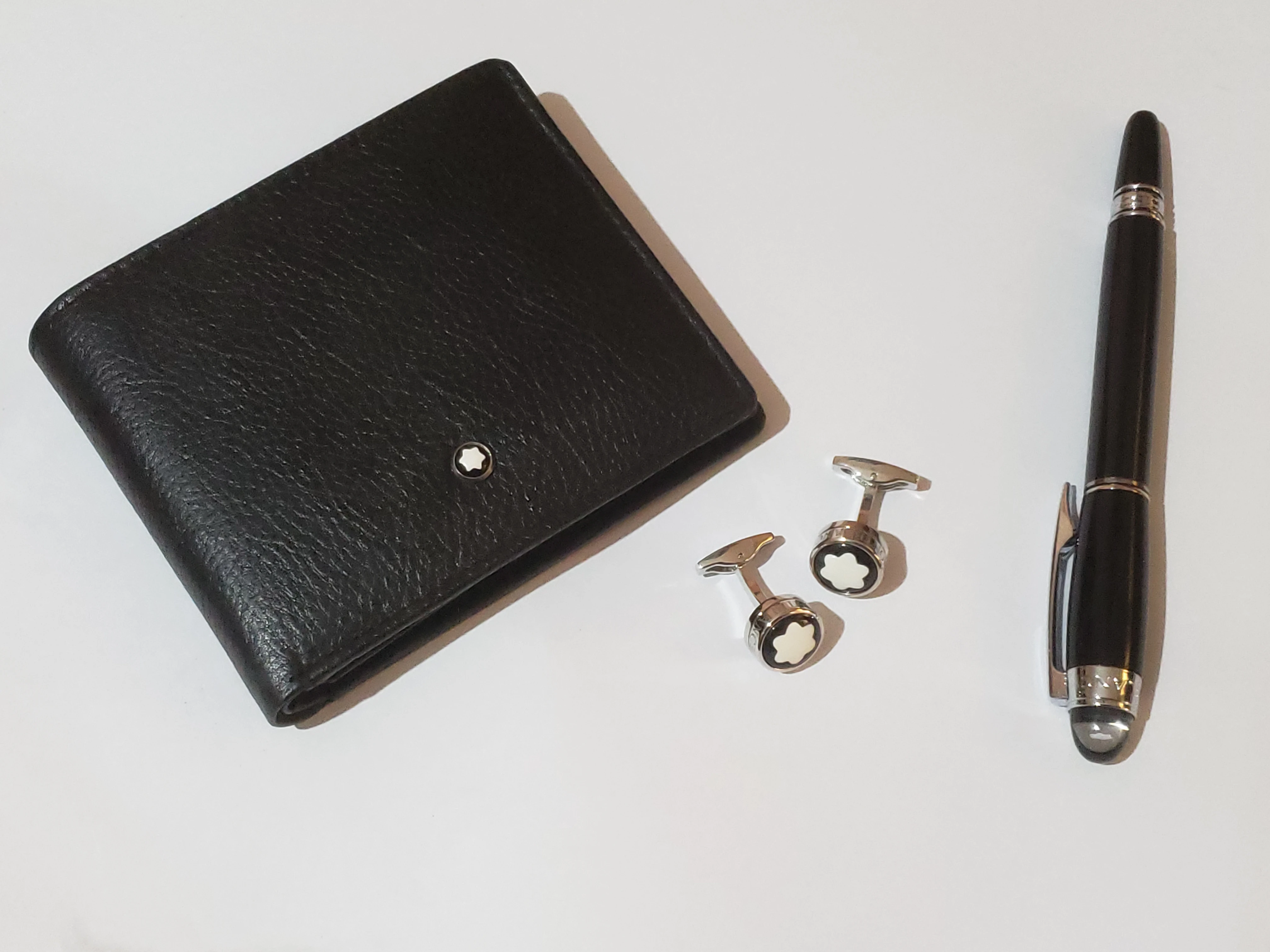 Mont Blanc Wallet and Cufflink with Pen - image 41