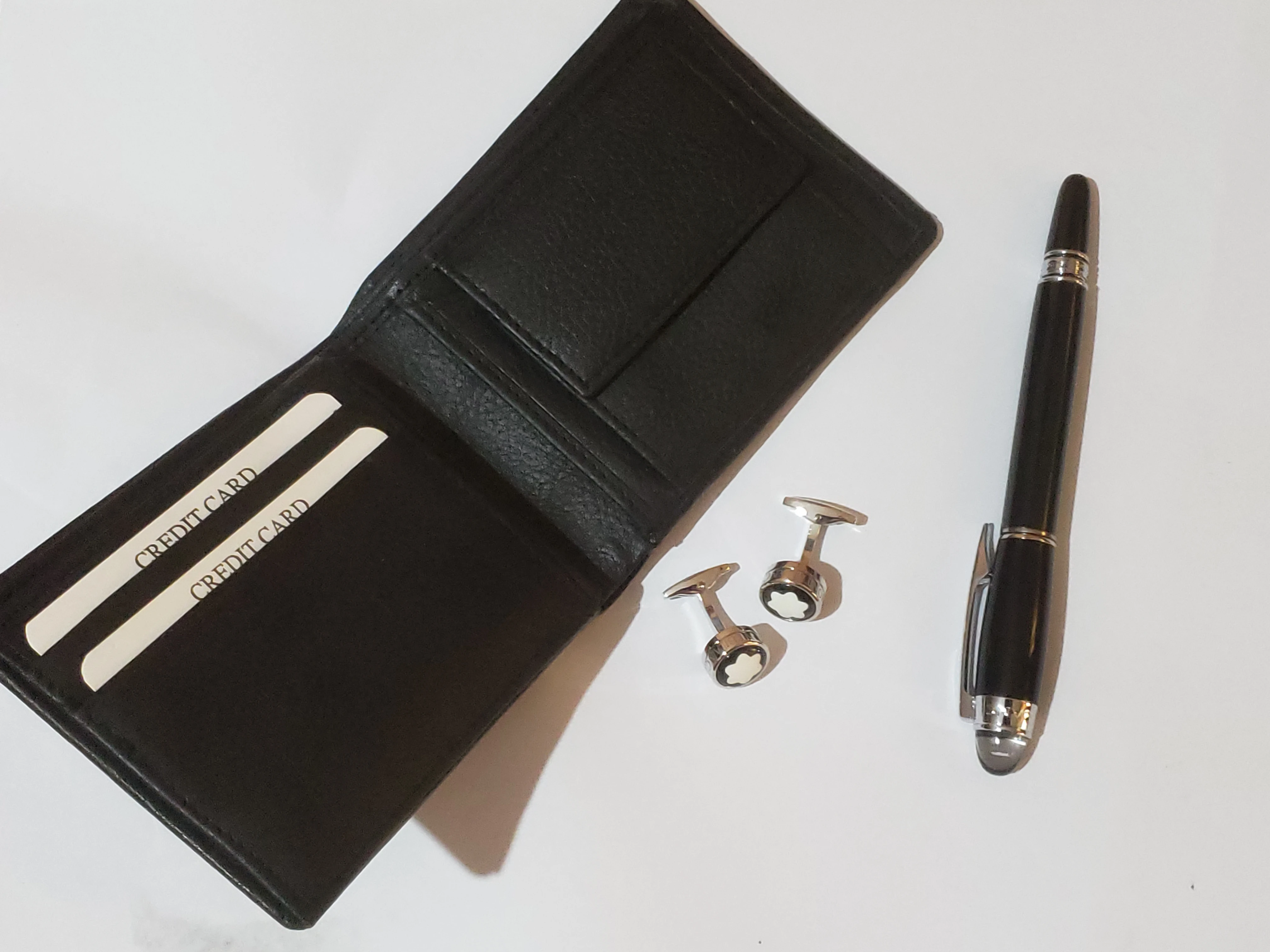 Mont Blanc Wallet and Cufflink with Pen - image 42