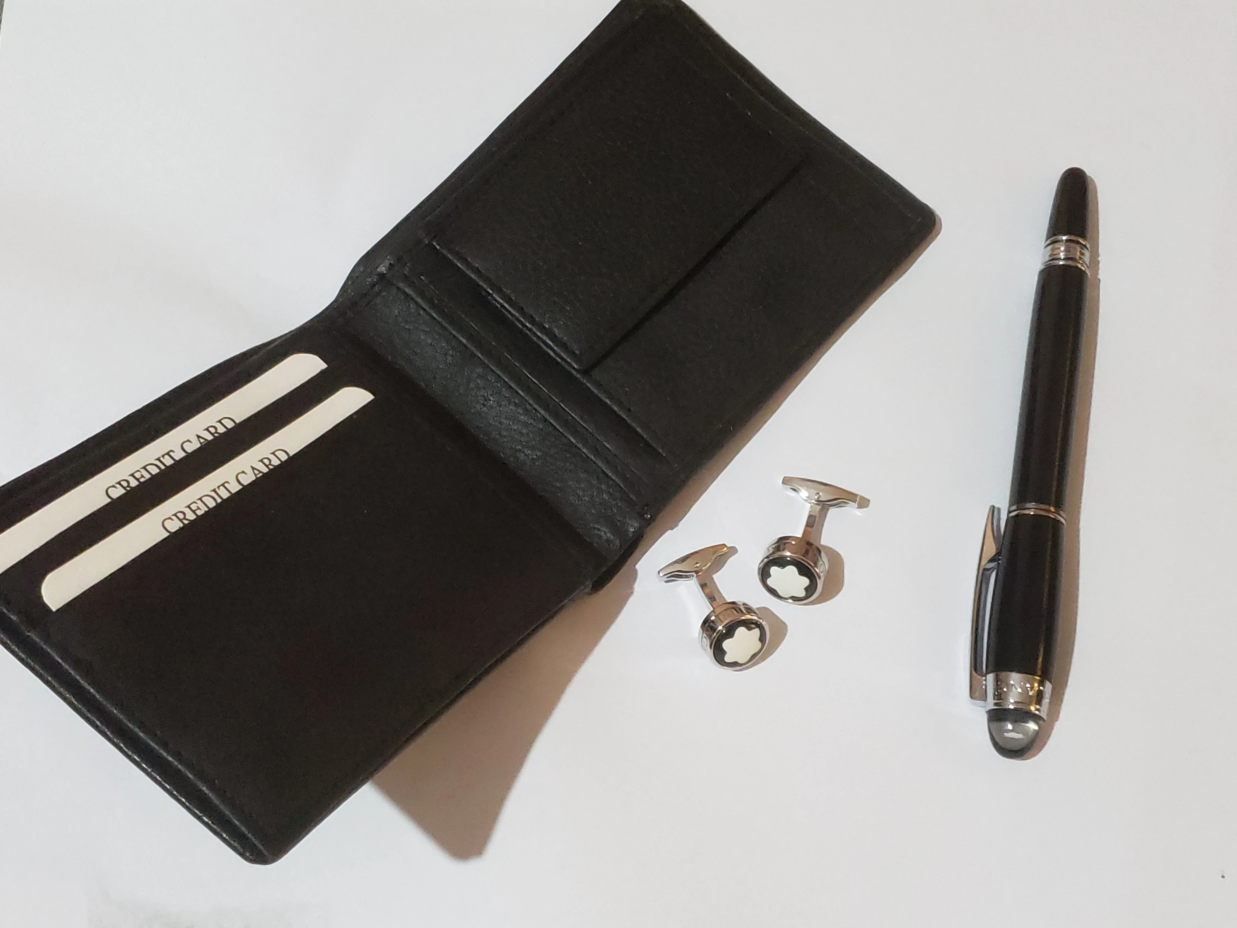 Mont Blanc Wallet and Cufflink with Pen - image 43
