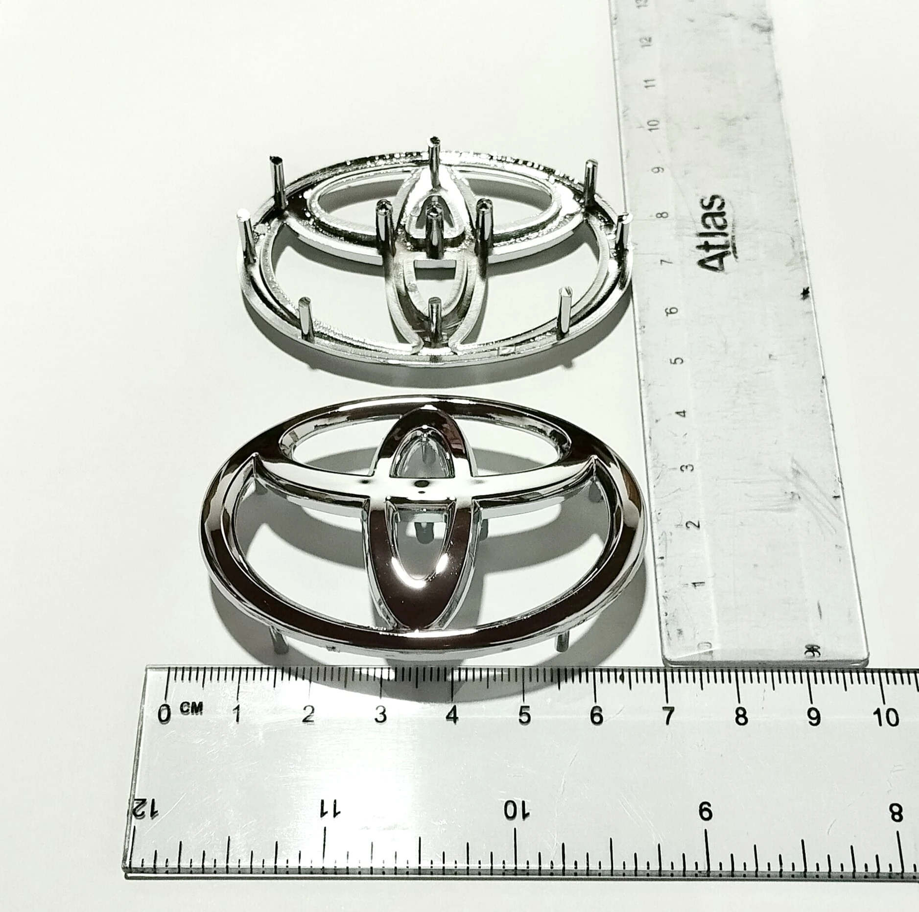 Toyota Steering Wheel Emblem Badge - image 4