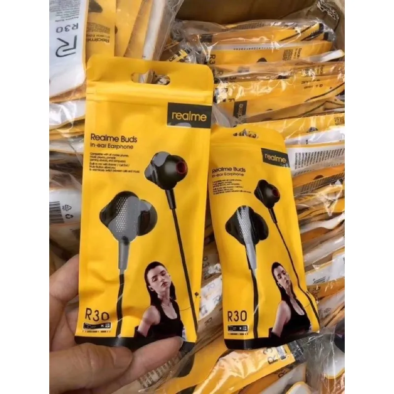 Realme R30 Wired In-ear Stereo Headset Earphone - image 4