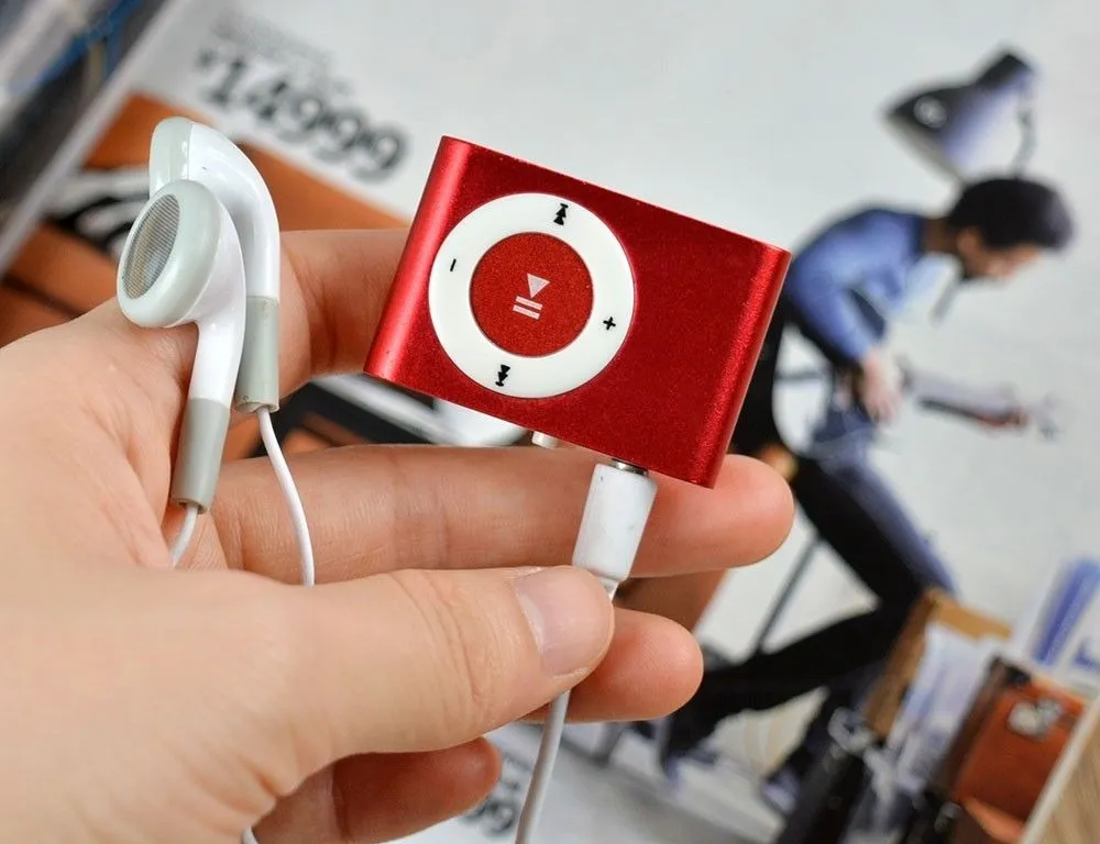 Meta Clip MP3 Player Mini TF/SD Slot USB Music Player - image 5