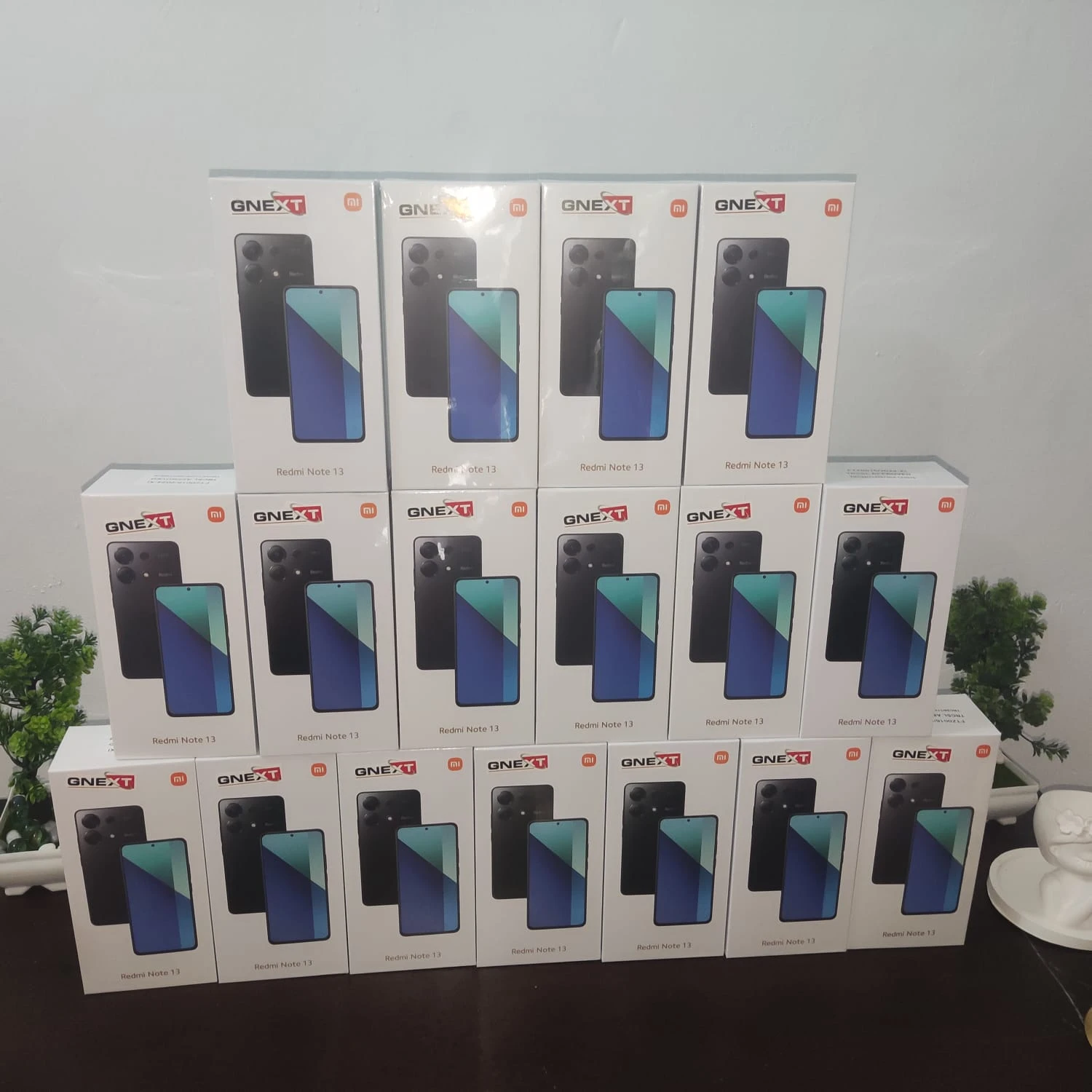 Xiaomi Redmi Note 13 8GB 256GB -1 Year Genxt Warranty