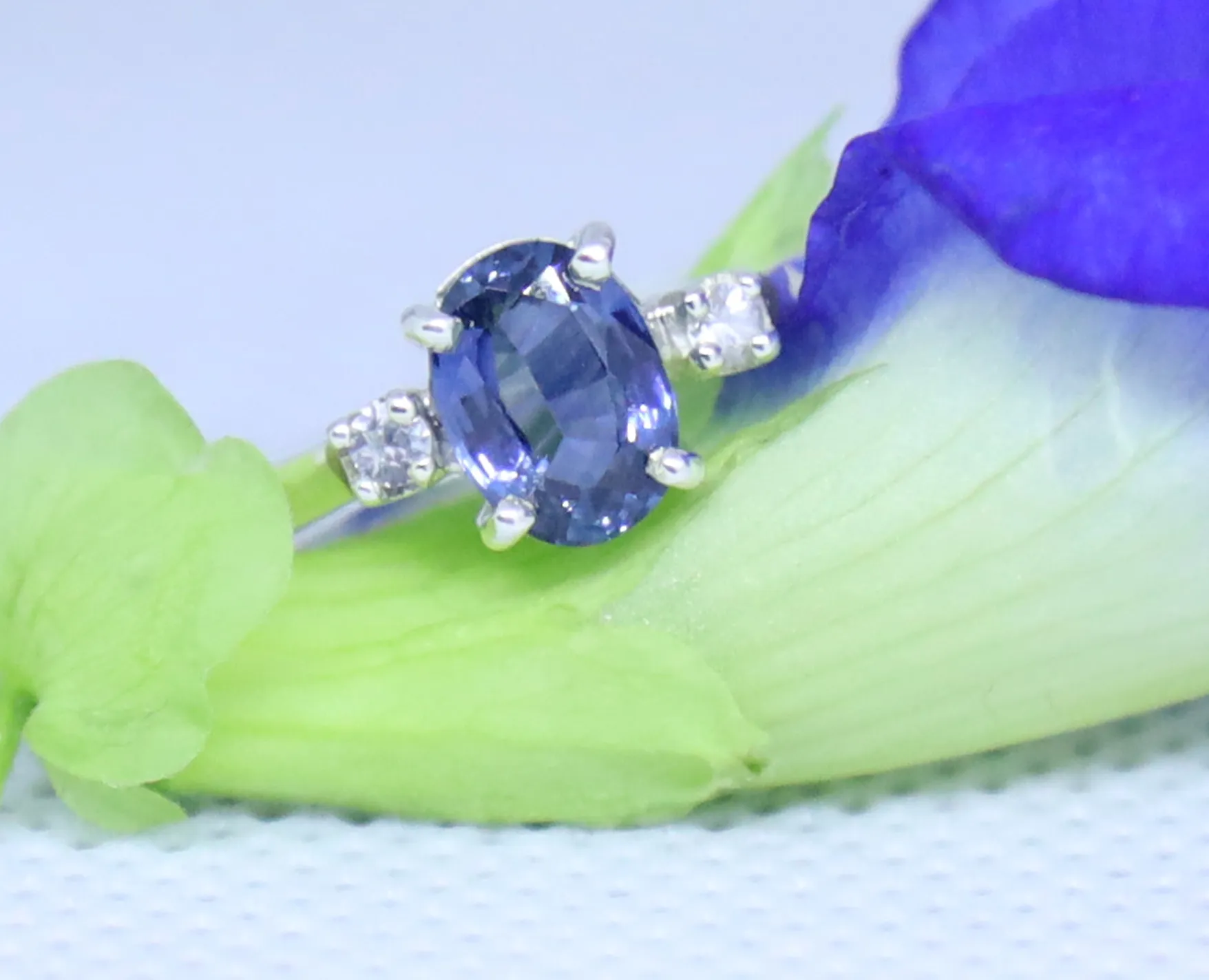 Generic Silver Ring Natural Ceylon Blue Sapphire - image 3