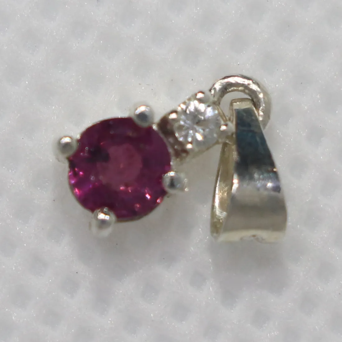 Prestige Ladies Pendant Natural Pink Sapphire Stone - image 5