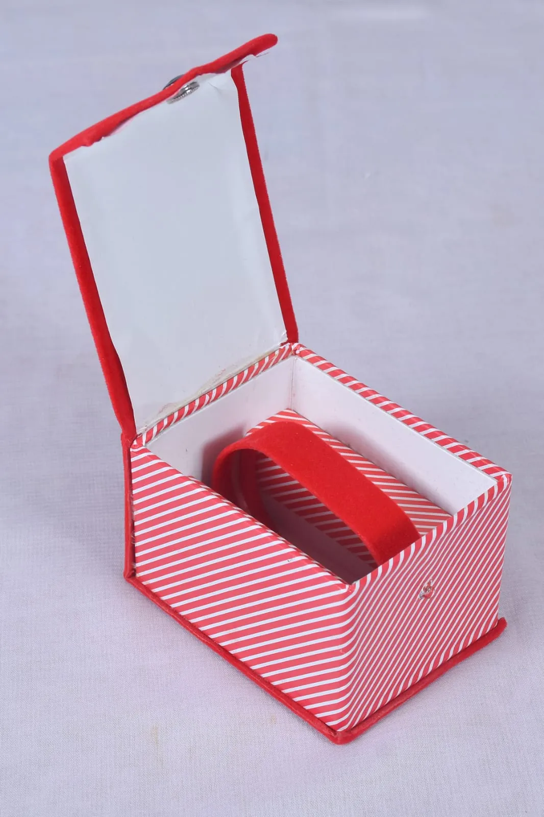 Red Fashion Watch Box Elegant Storage - image 8