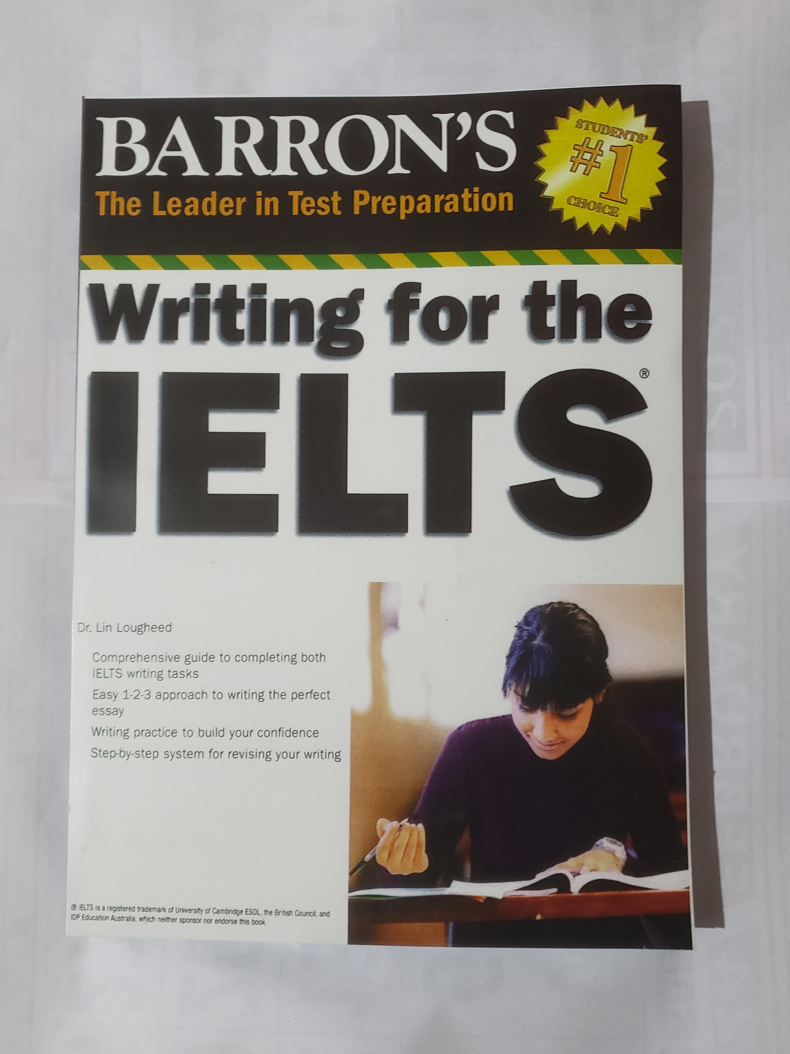 BARRON'S Writing for IELTS Guide