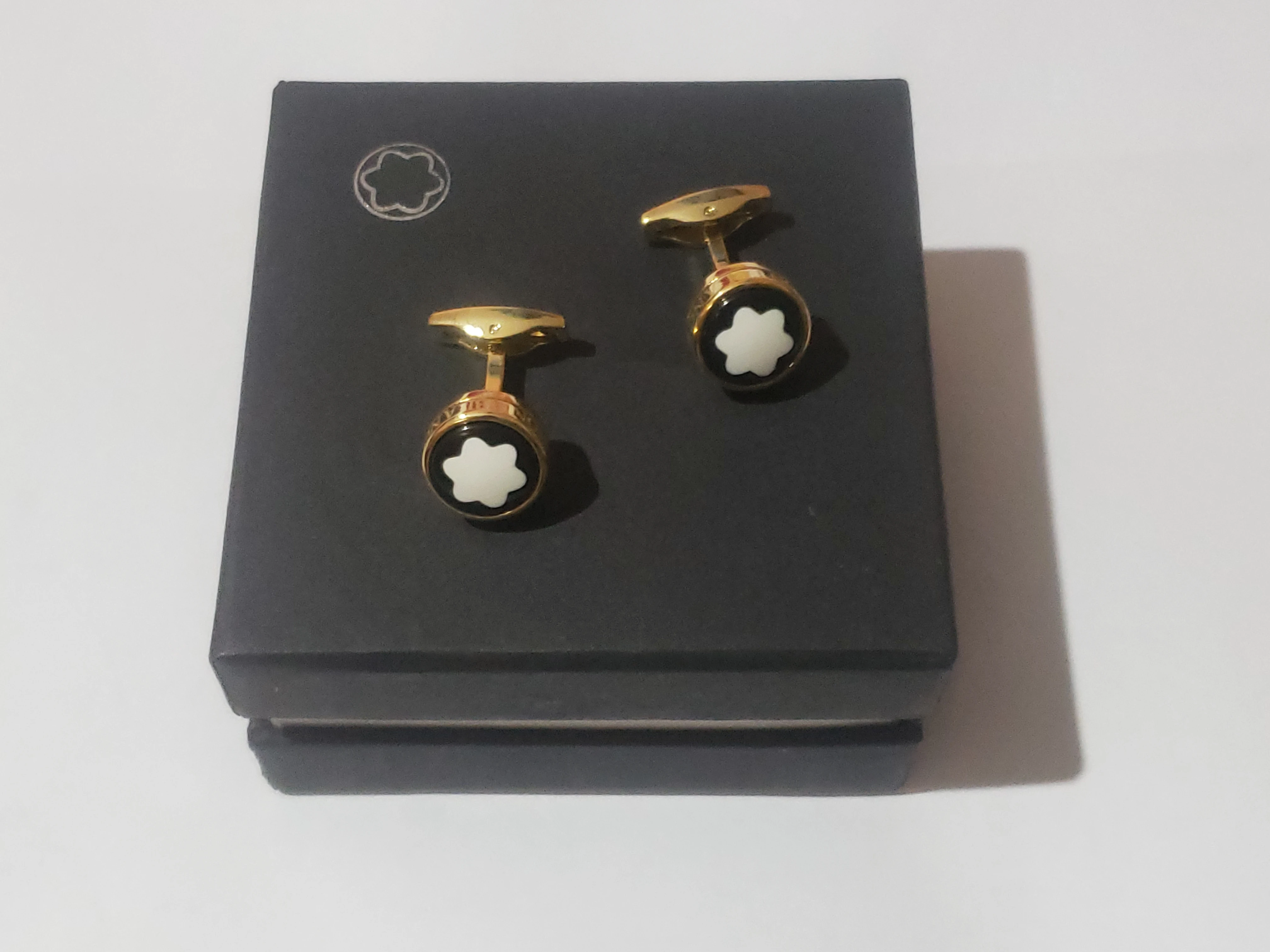Mont Blanc Cufflinks 18K Gold Plated - image 6