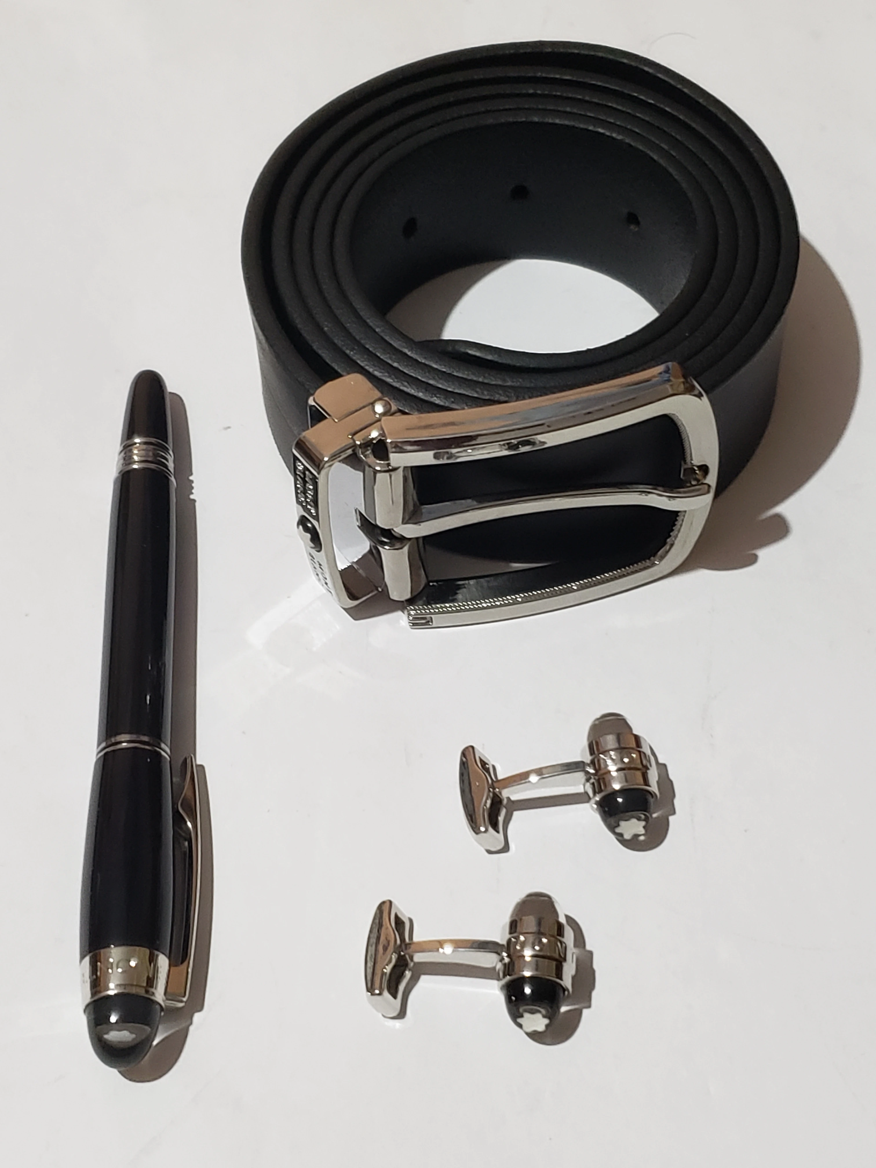 Mont Blanc Executive Collection Belt & Pen Set - image 4