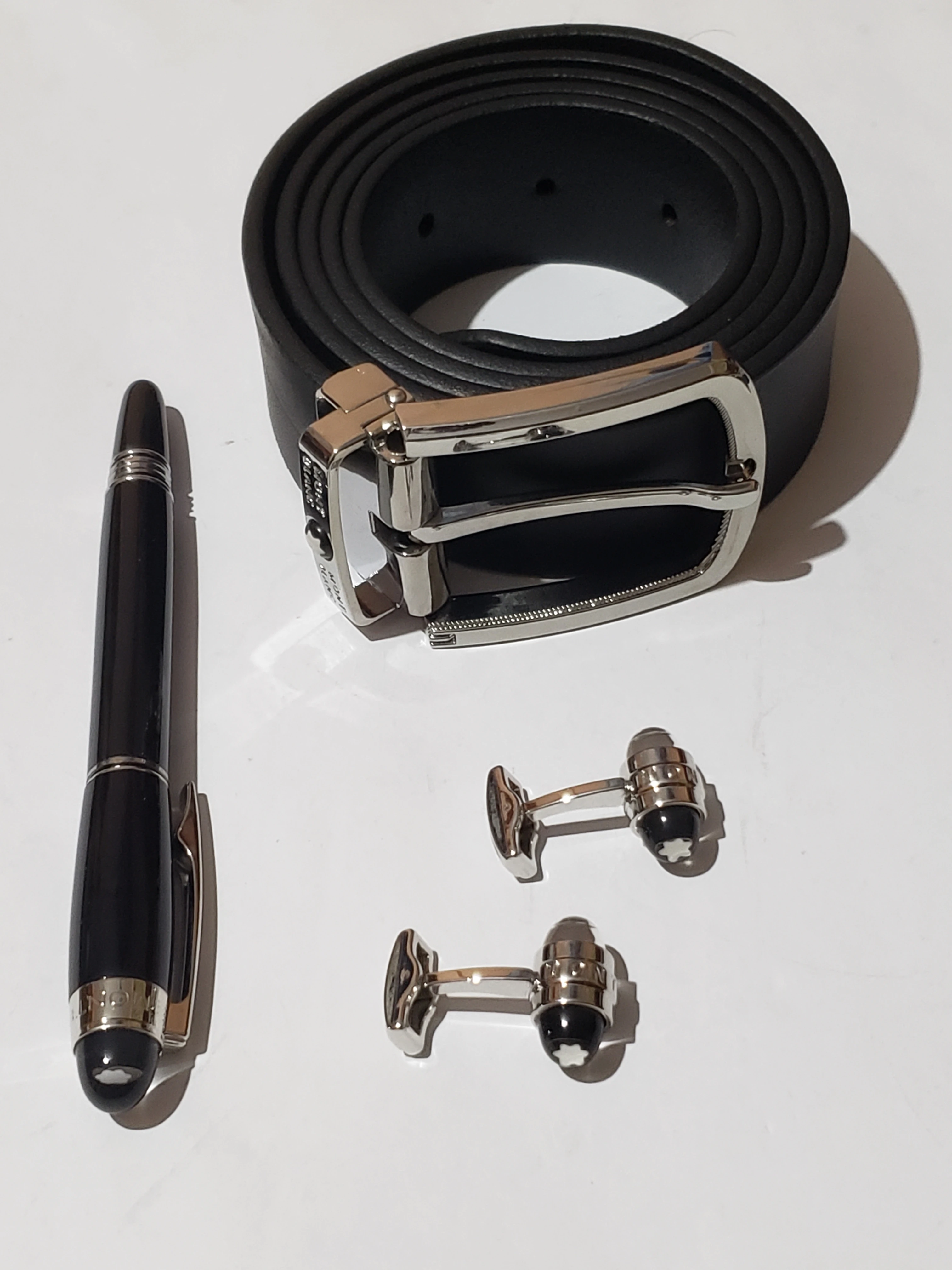 Mont Blanc Executive Collection Belt & Pen Set - image 6