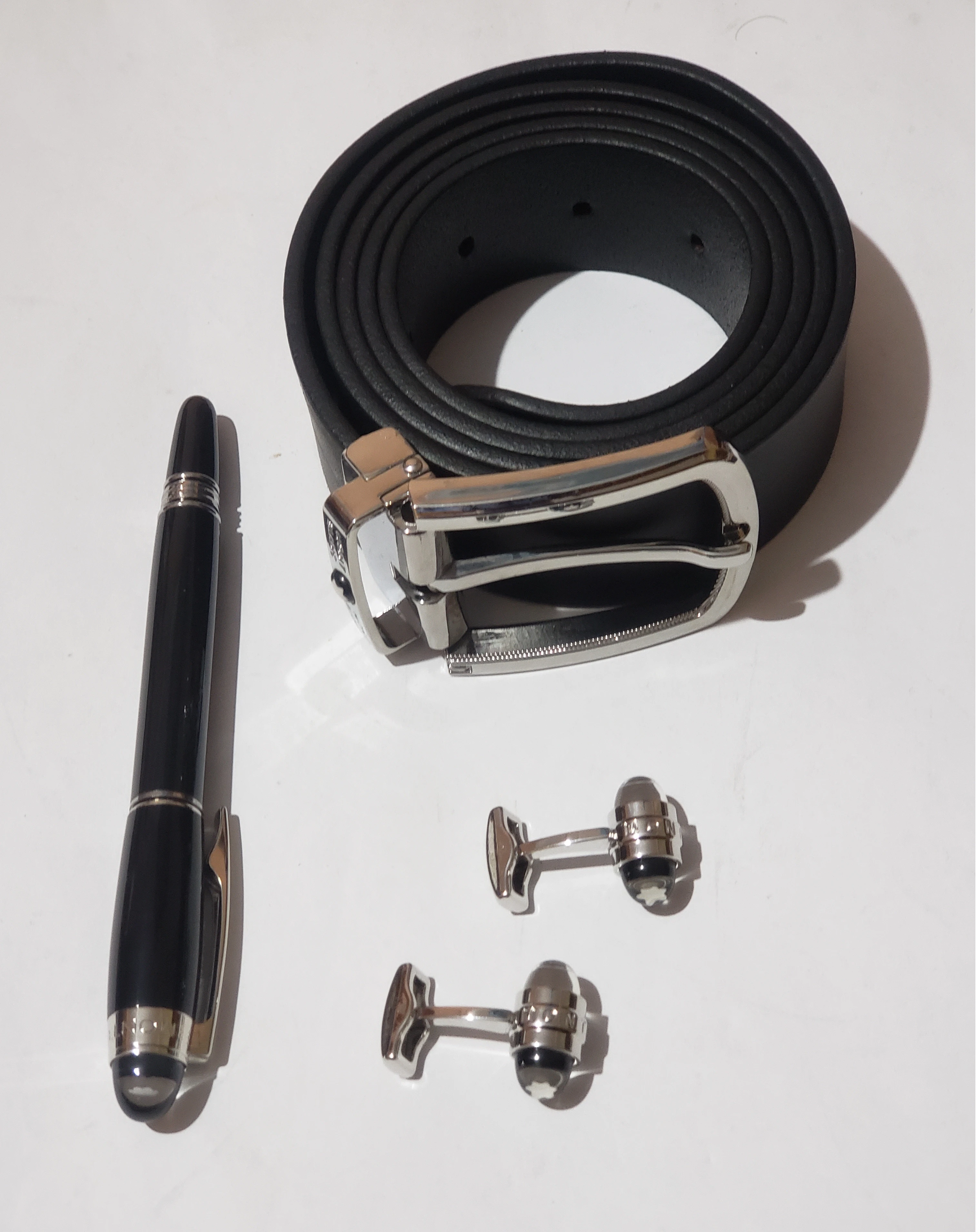 Mont Blanc Executive Collection Belt & Pen Set - image 7
