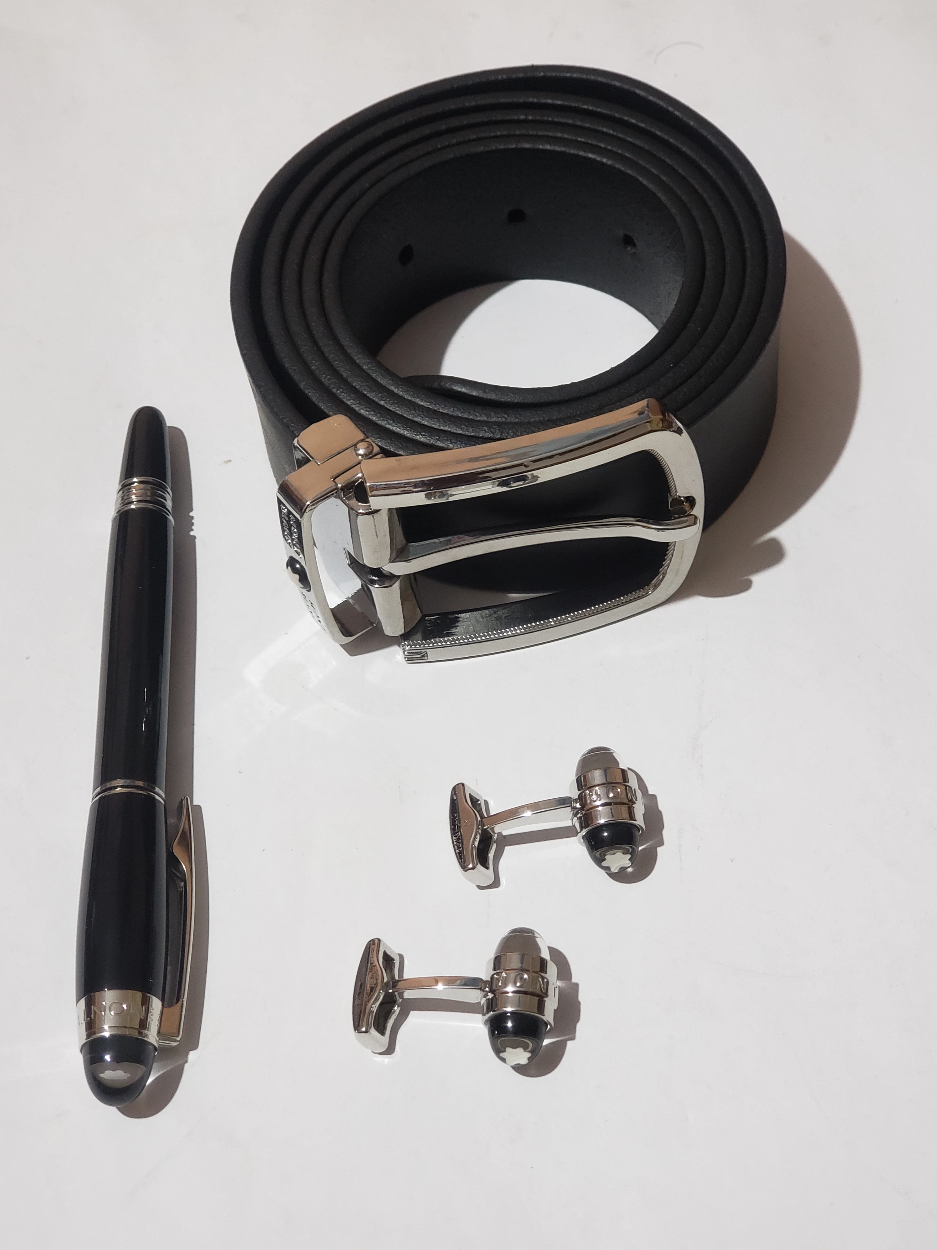 Mont Blanc Executive Collection Belt & Pen Set - image 8