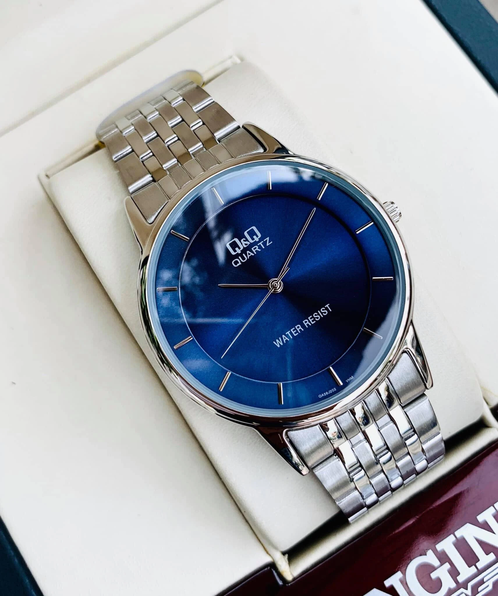 Q&Q QA56J202Y Analog Blue Dial Men's Watch - image 4