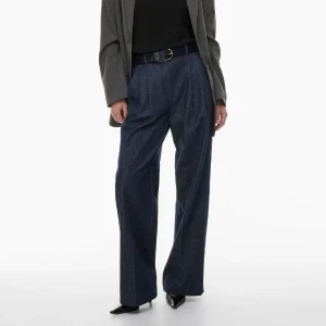 Formula Jean Pleated Wide-leg Jeans