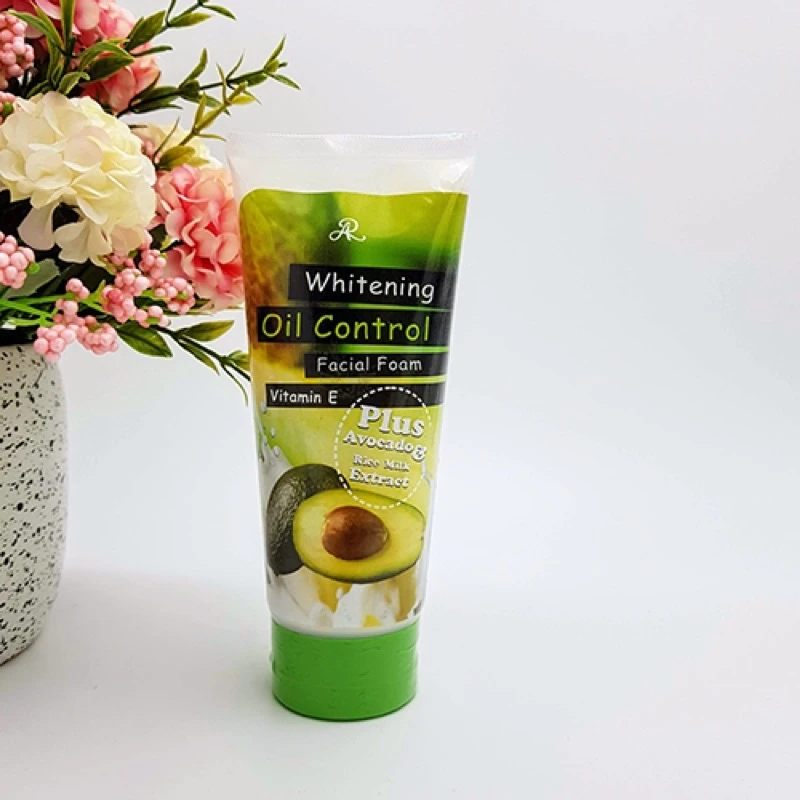 AR Oil Control VitaminE Avocado Rice Milk Face Wash