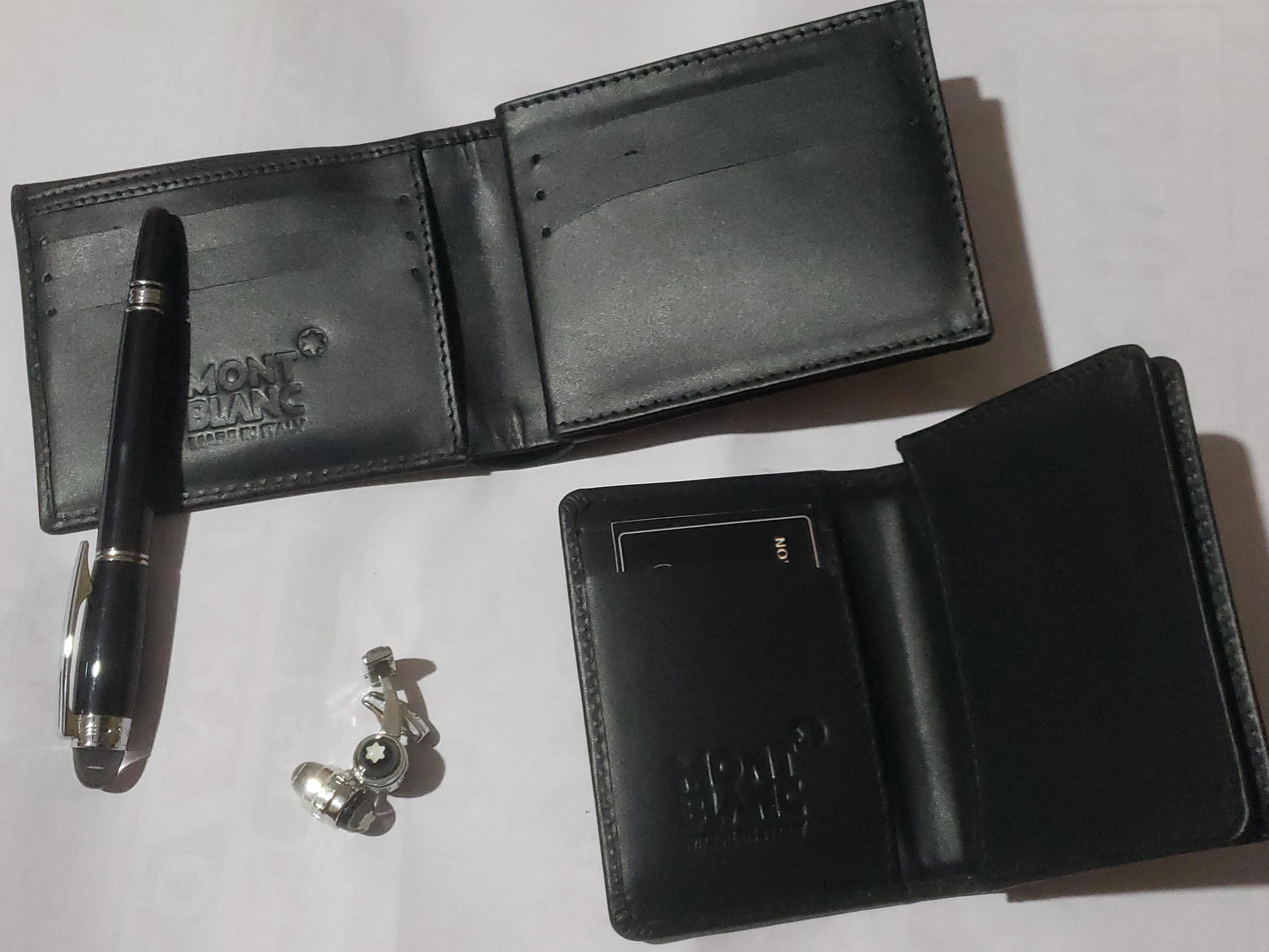 Mont Blanc Gift Collection Genuine Leather Wallet & Accessories - image 6