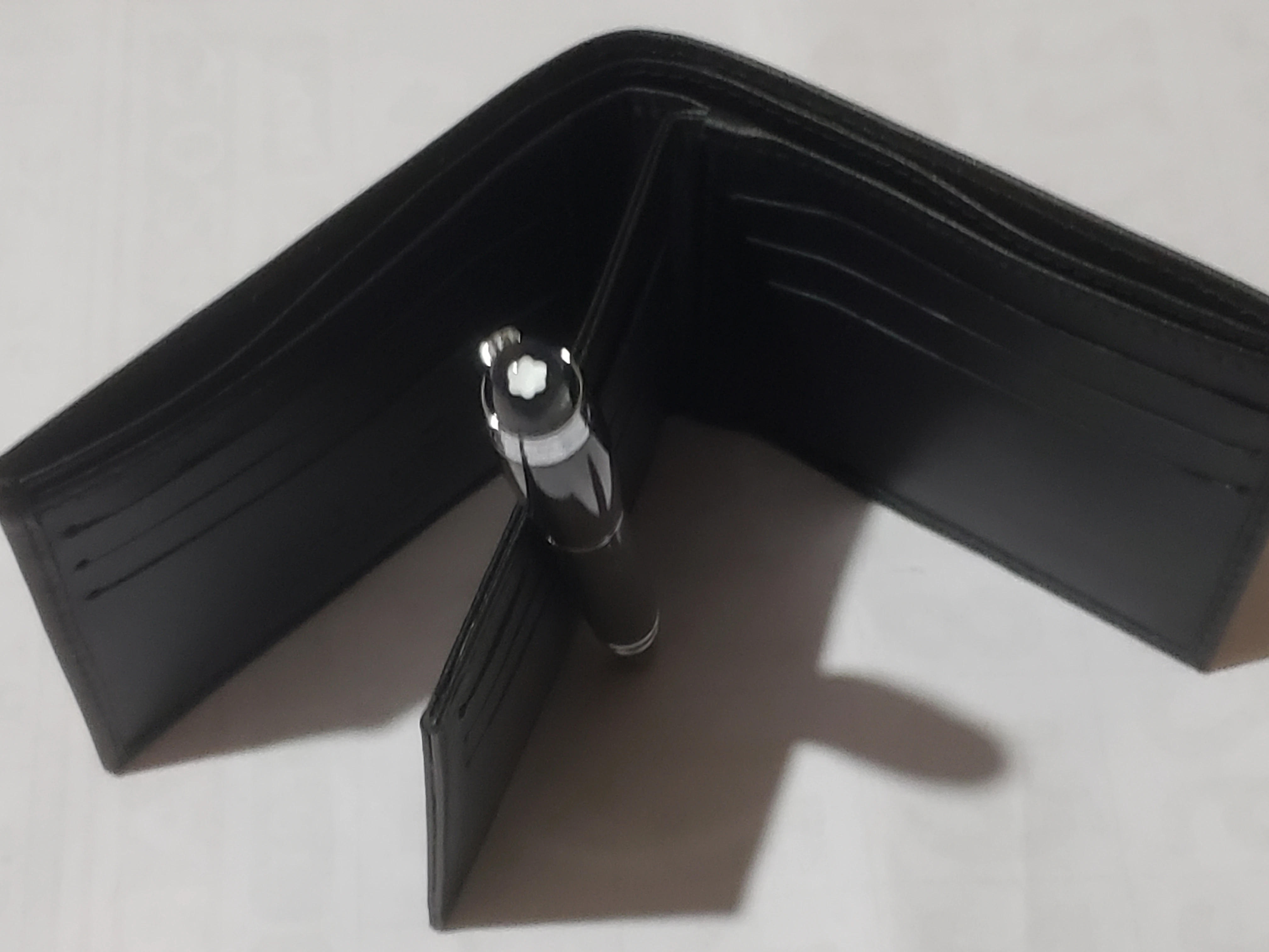 Mont Blanc Wallet and Pen Genuine Leather Set - image 7