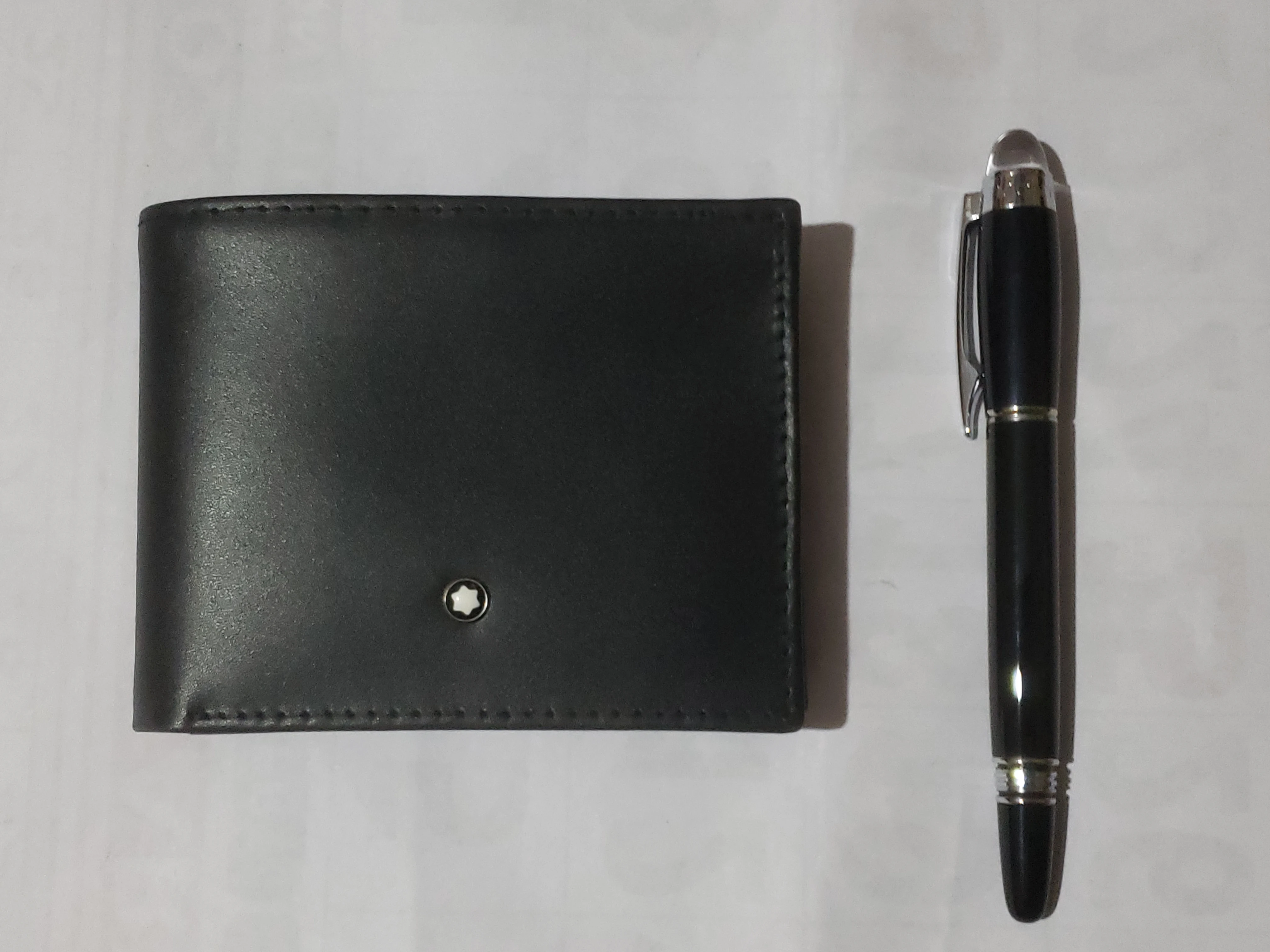 Mont Blanc Wallet and Pen Genuine Leather Set - image 3
