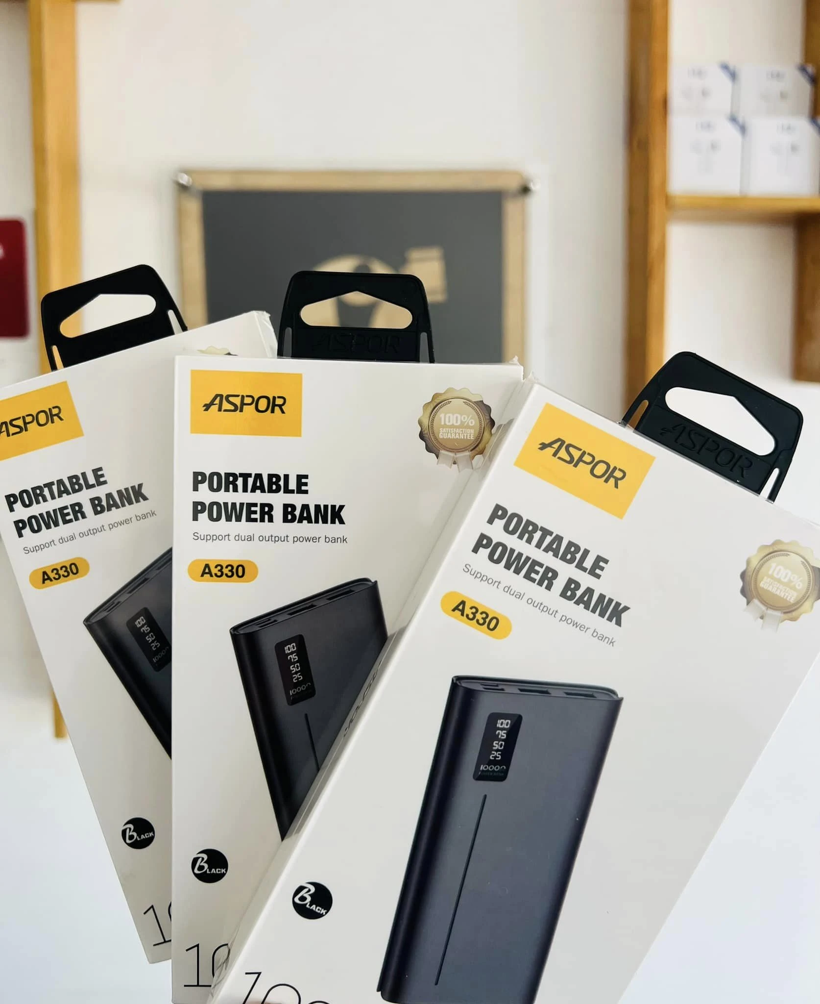 ASPOR A335 10000mAh Power Bank 22.5W QC 3.0 LCD DISPLAY - image 1