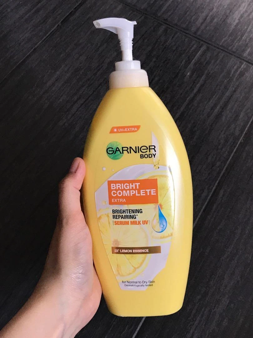 Garnier Extra Bright Serum Milk UV Body Lotion 400Ml - image 2