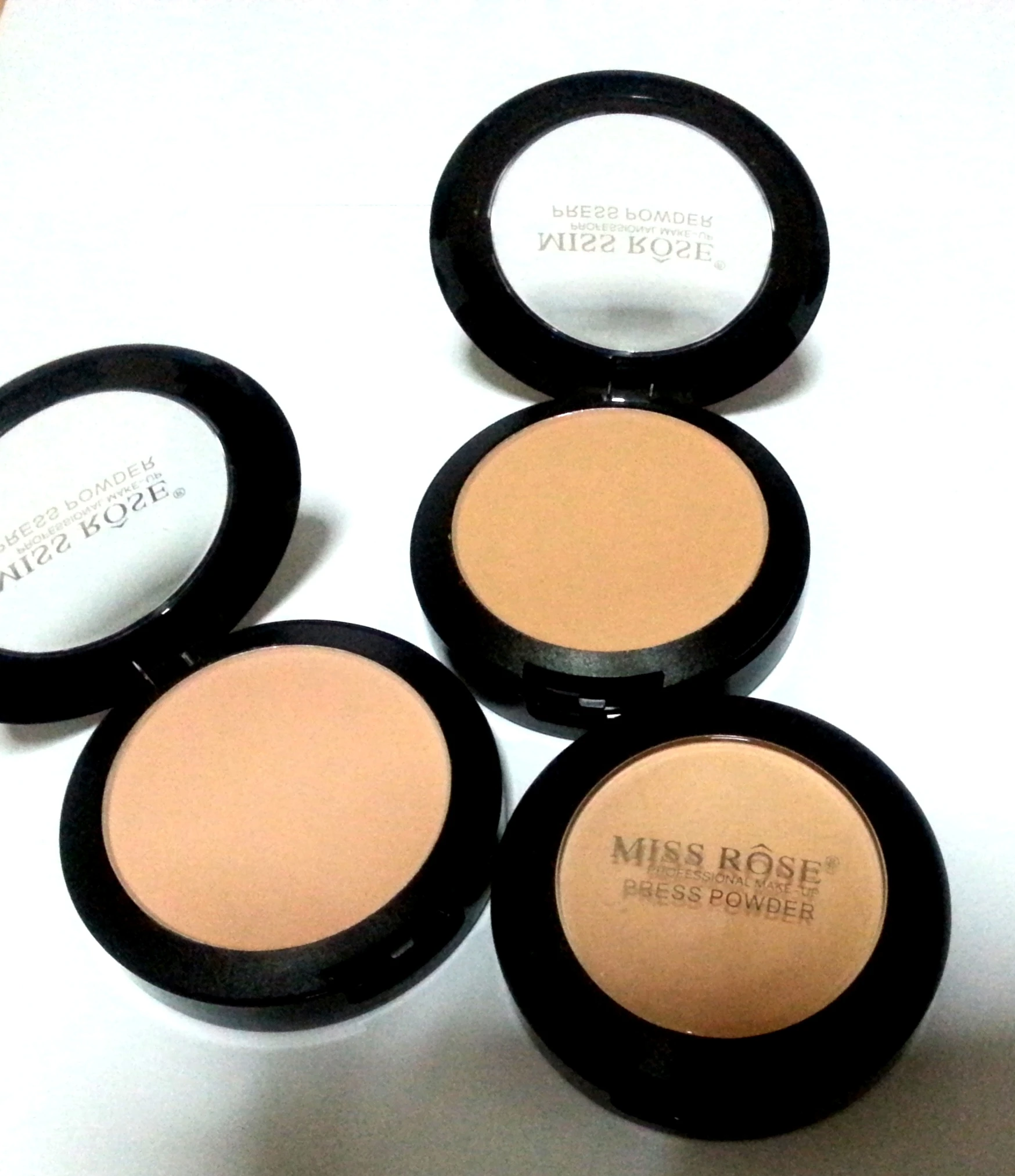 Miss Rose Compact Powder Professional Make Up - image 2