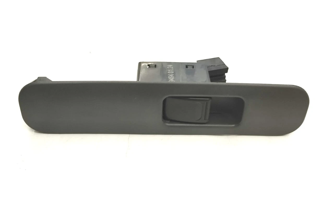 Maruti Suzuki Alto Power Window Switch Left Side - image 4
