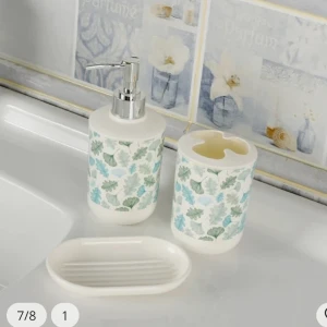 Generic Toilet-themed Plastic Printing Bathroom Accessory Set