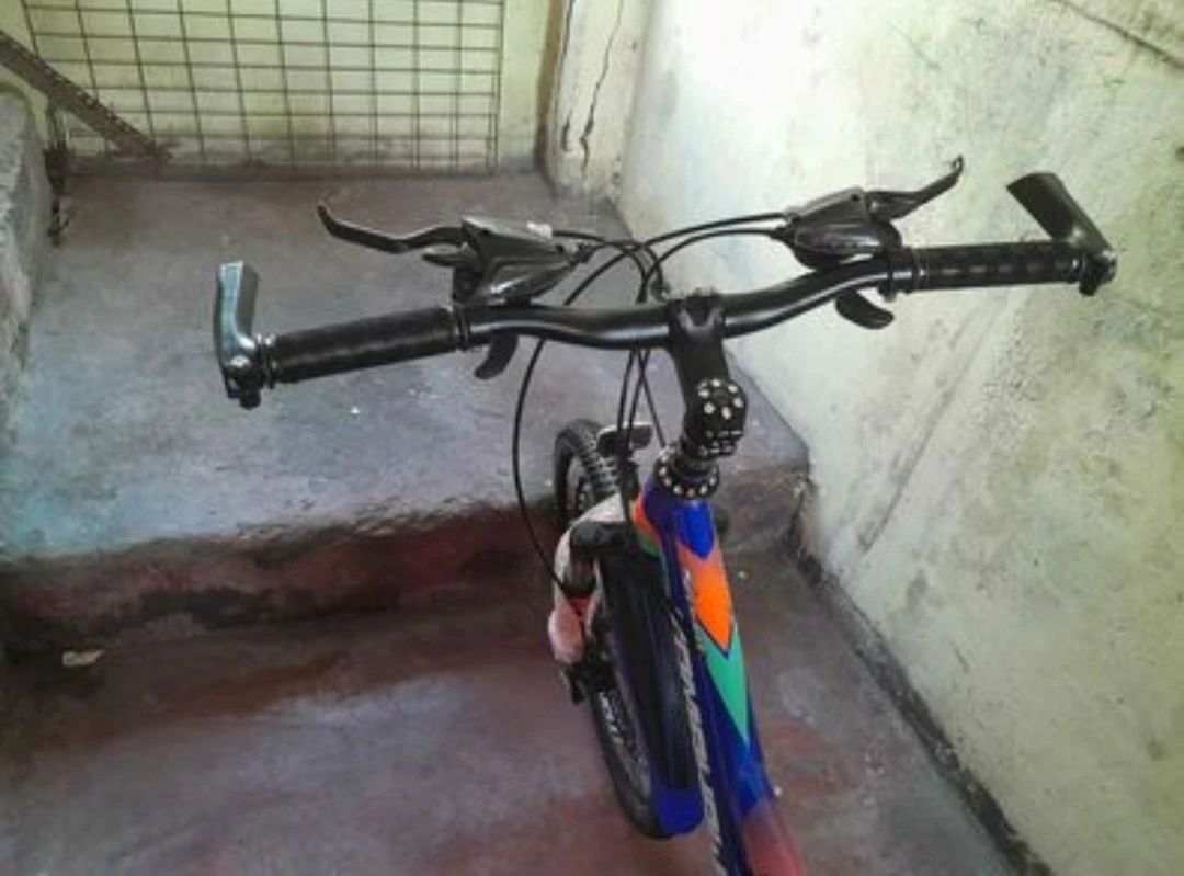 TOMAHAWK Mountain Bike20 - image 6