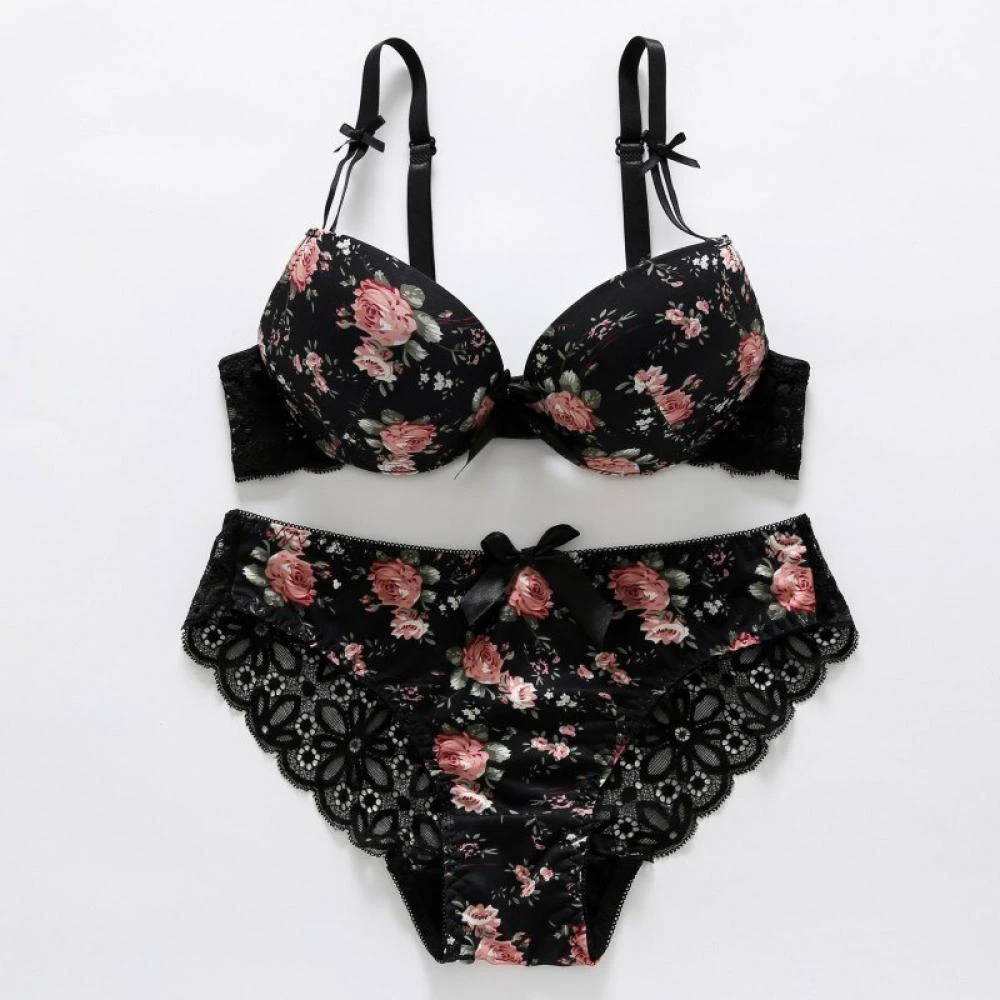 Women's Sexy Embroidery Lingerie Suit - image 3