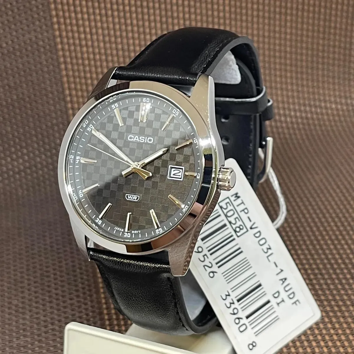 Black New Mens Casual Wristwatch