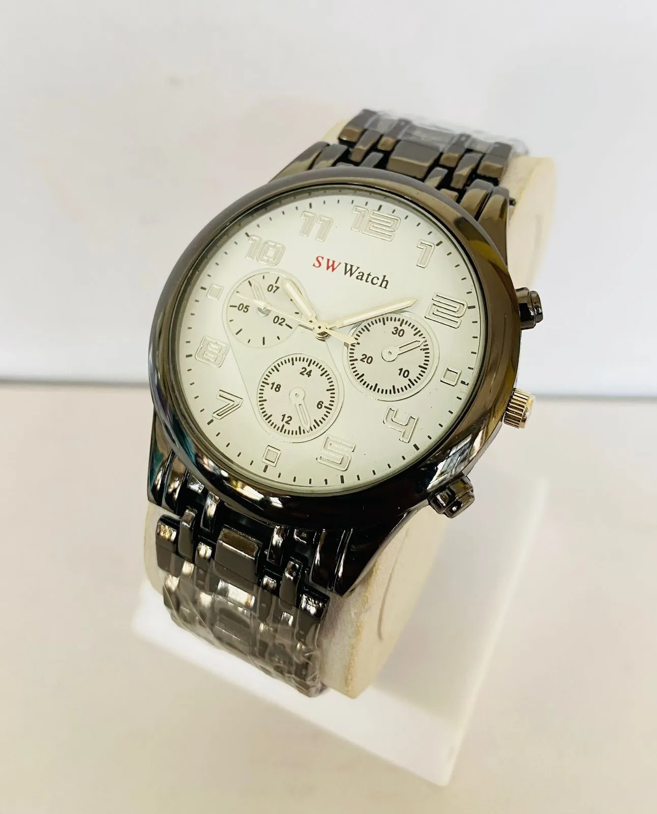 BLACK New Wrist Watch Mens Fashion Watch