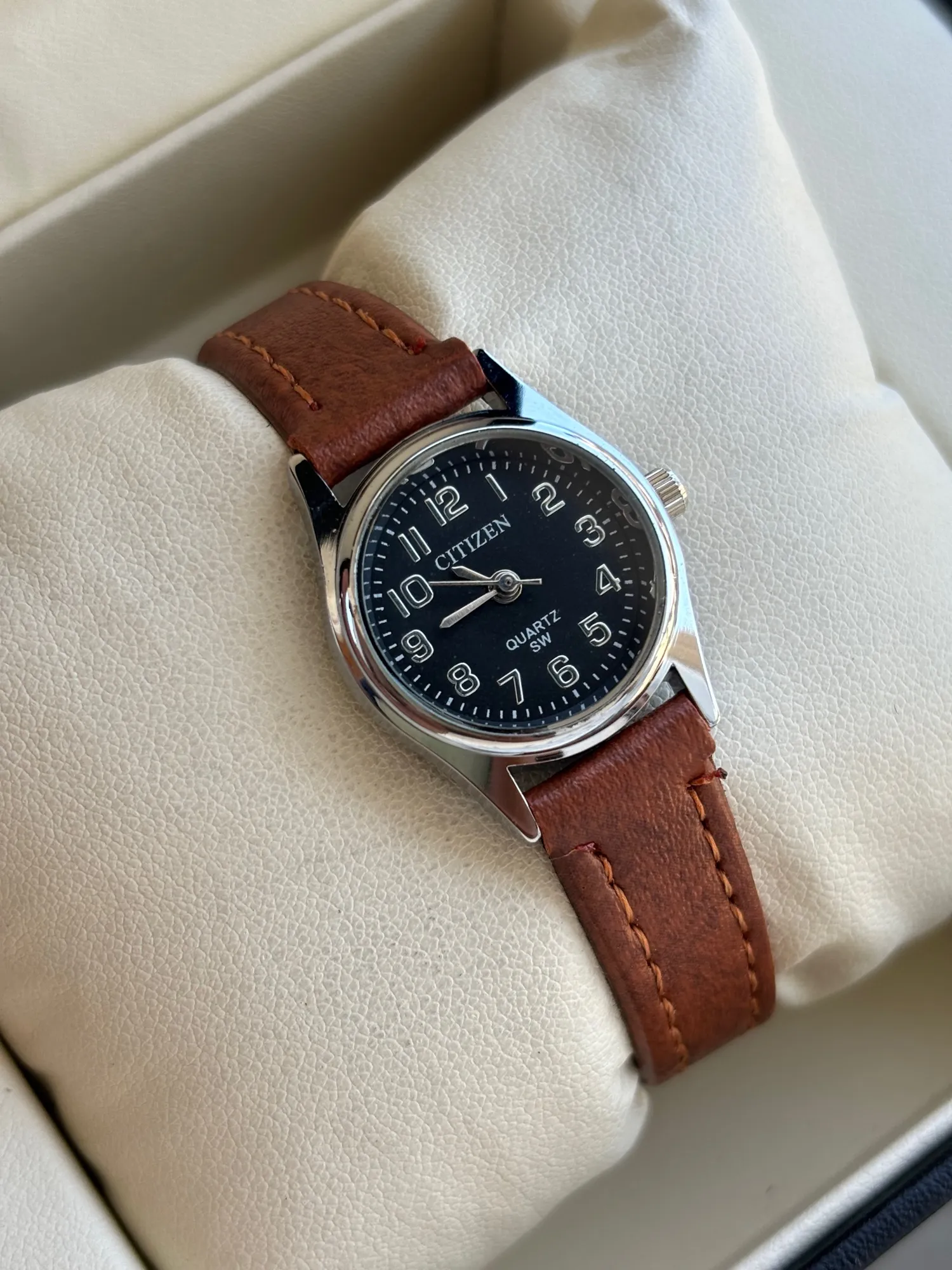 Brown Womens Casual Fashion Brown Lather Strap Citizan Watc
