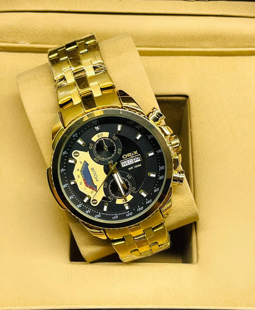 Gold Mens Casual Wristwatch