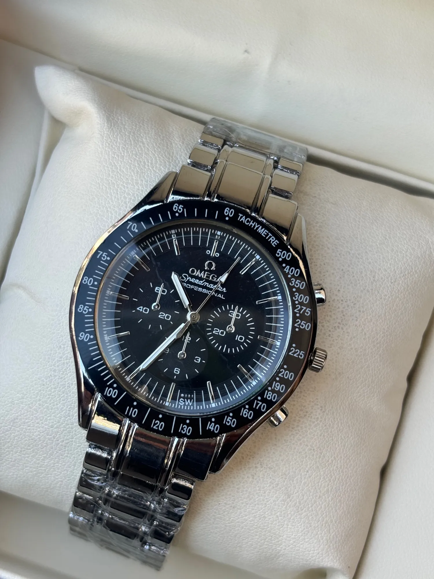 Silver Mens Boys  Fashion Silver Black Watch