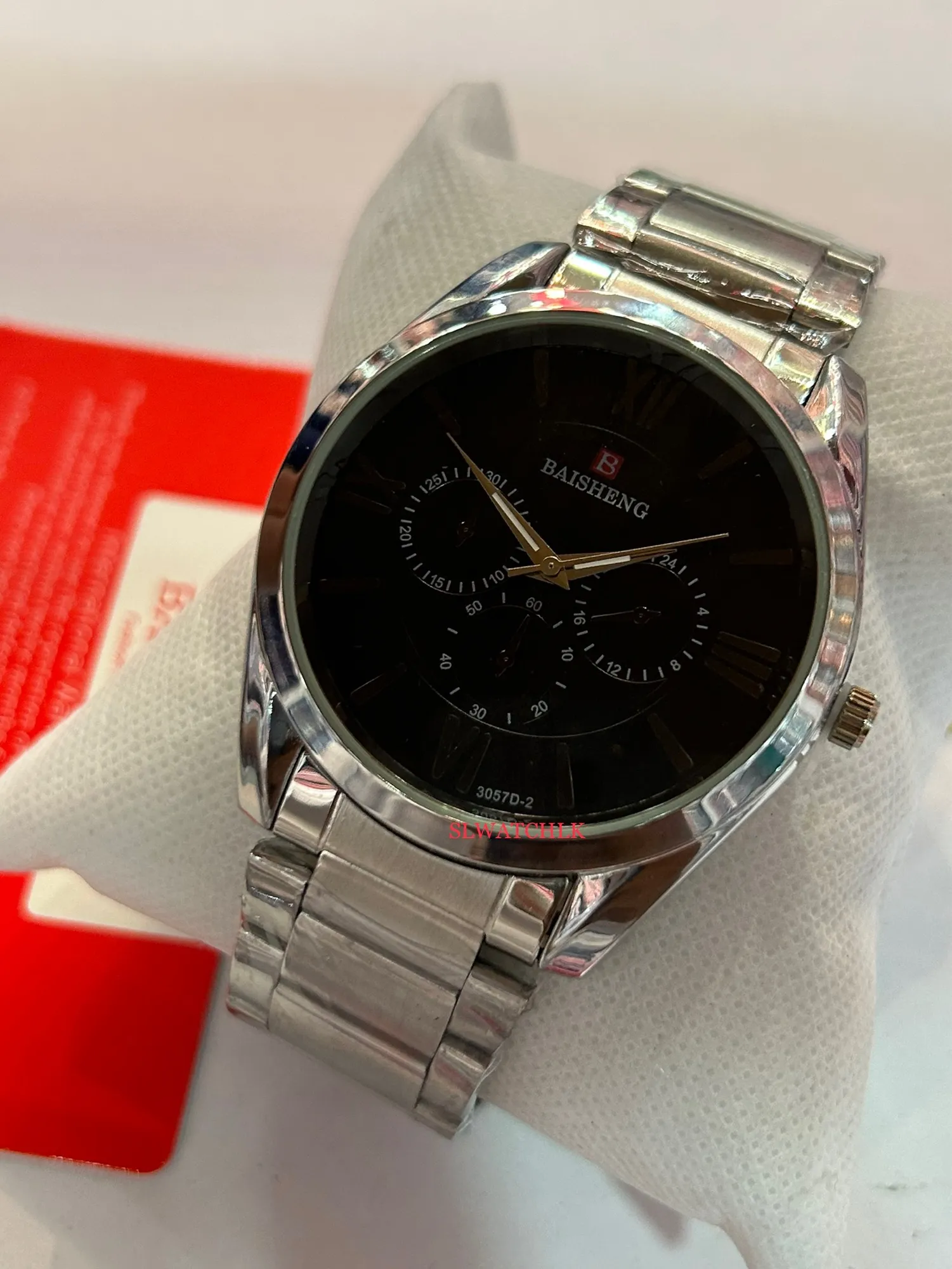 SILVER Mens Fashion Watch