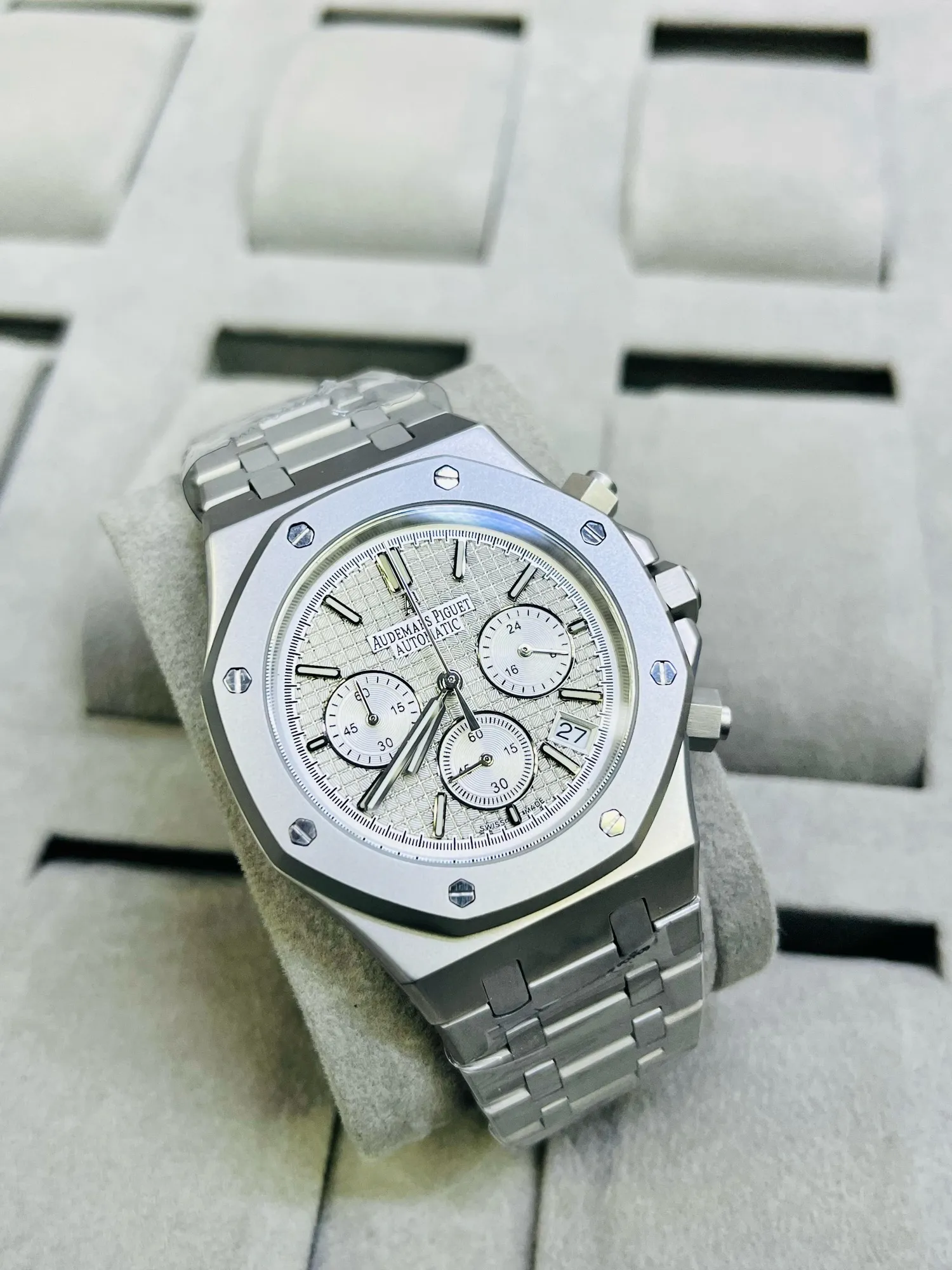 SILVER New Mens Casual Watch