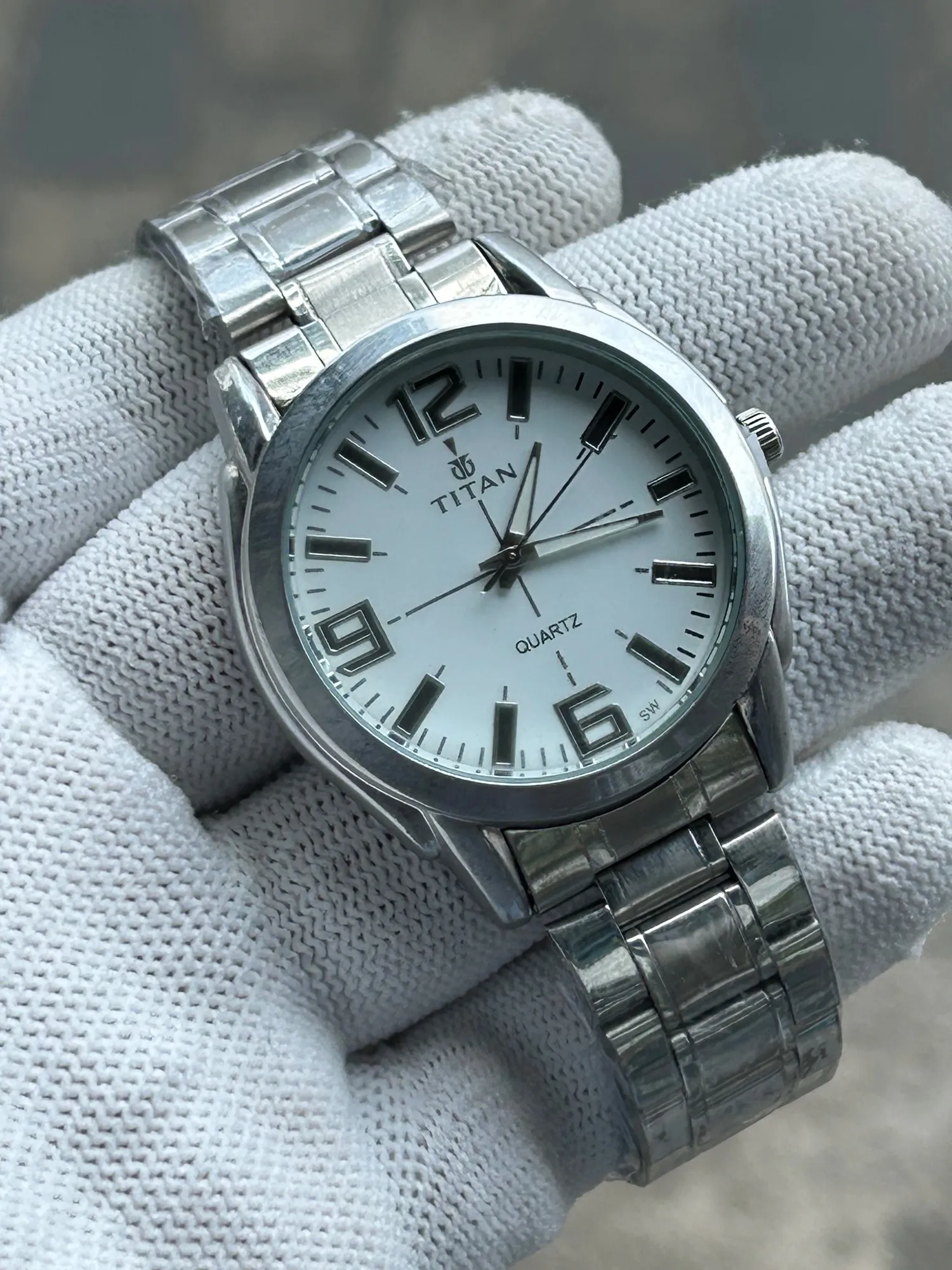 Silver Simple Mens Casual Silver Watch