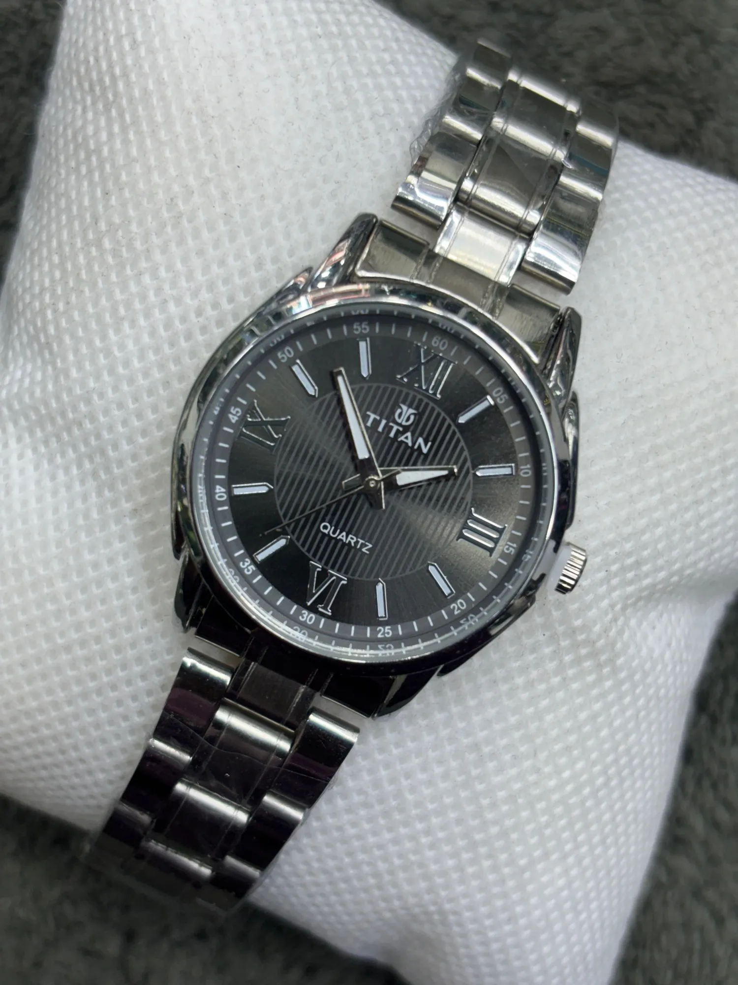 Silver Womens Ladies Girls Casual Watch