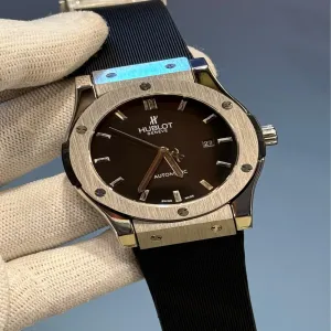 Brown NEW BOYS CASUAL FASHION WATCH