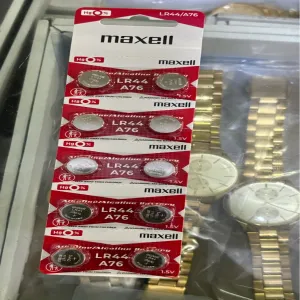 Silver Maxell LR44 10 PEC BATTERY
