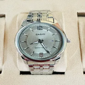 Silver New Mens Casual Fashion Watch