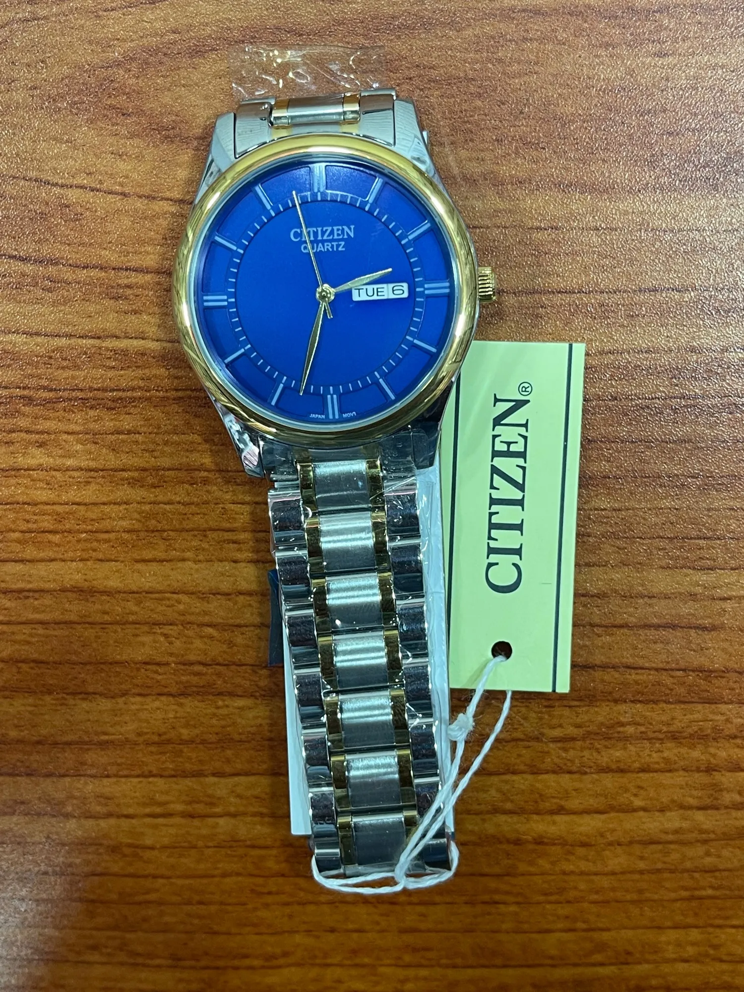 Two Tone Mens Watch